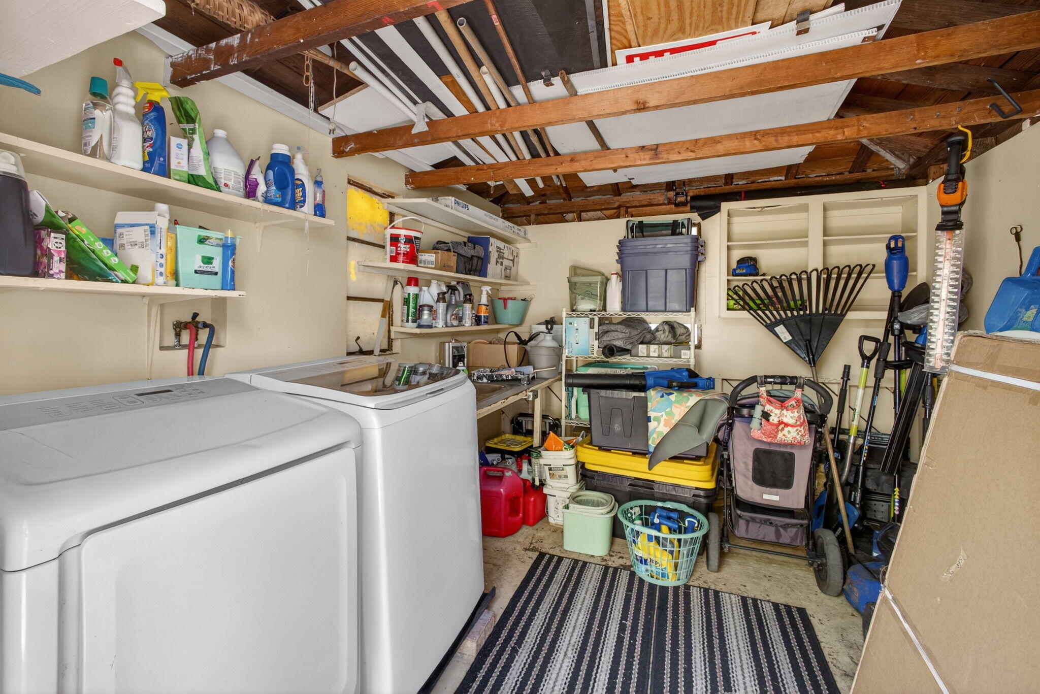 main property photo 50
