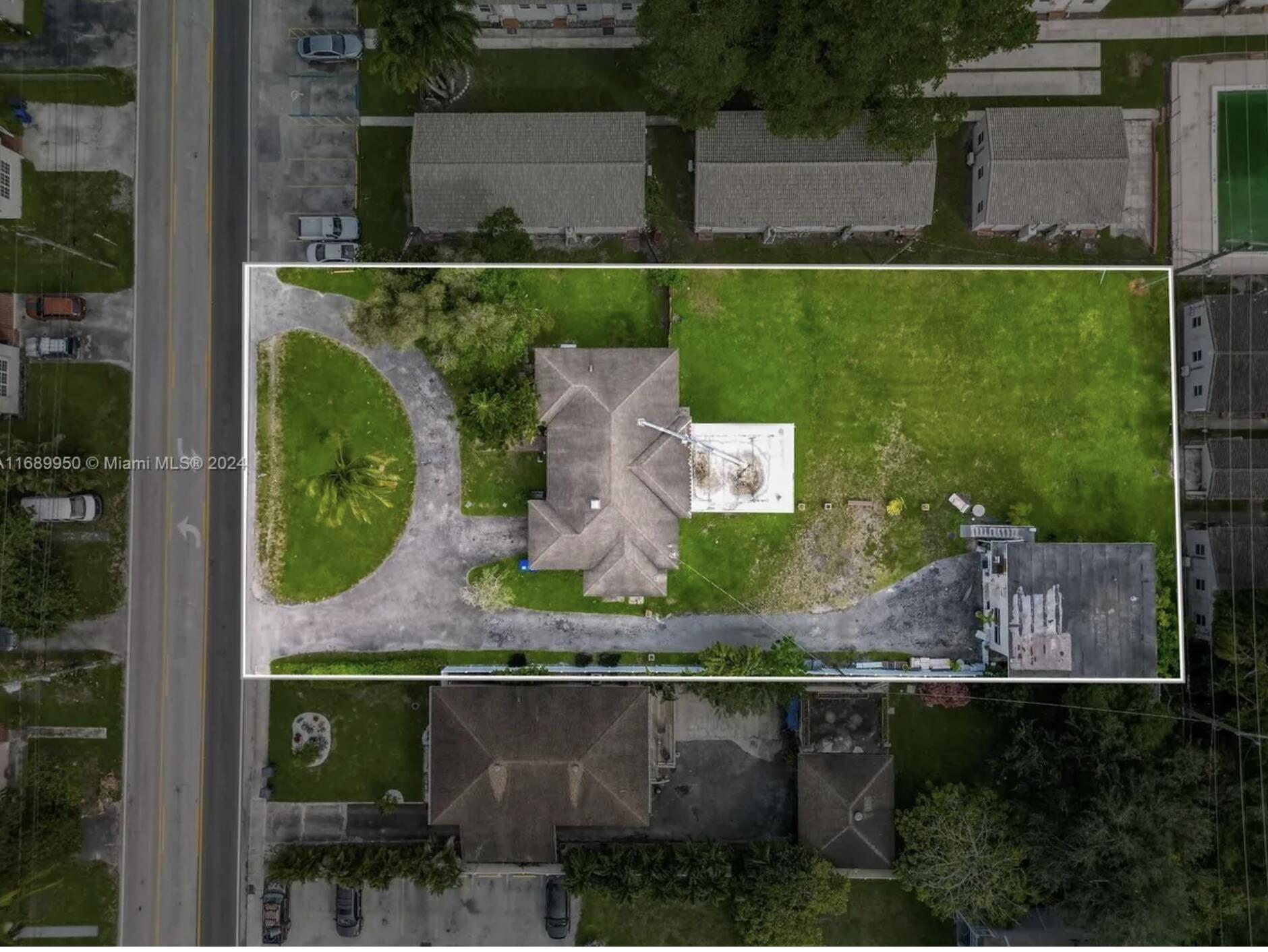 main property photo 1