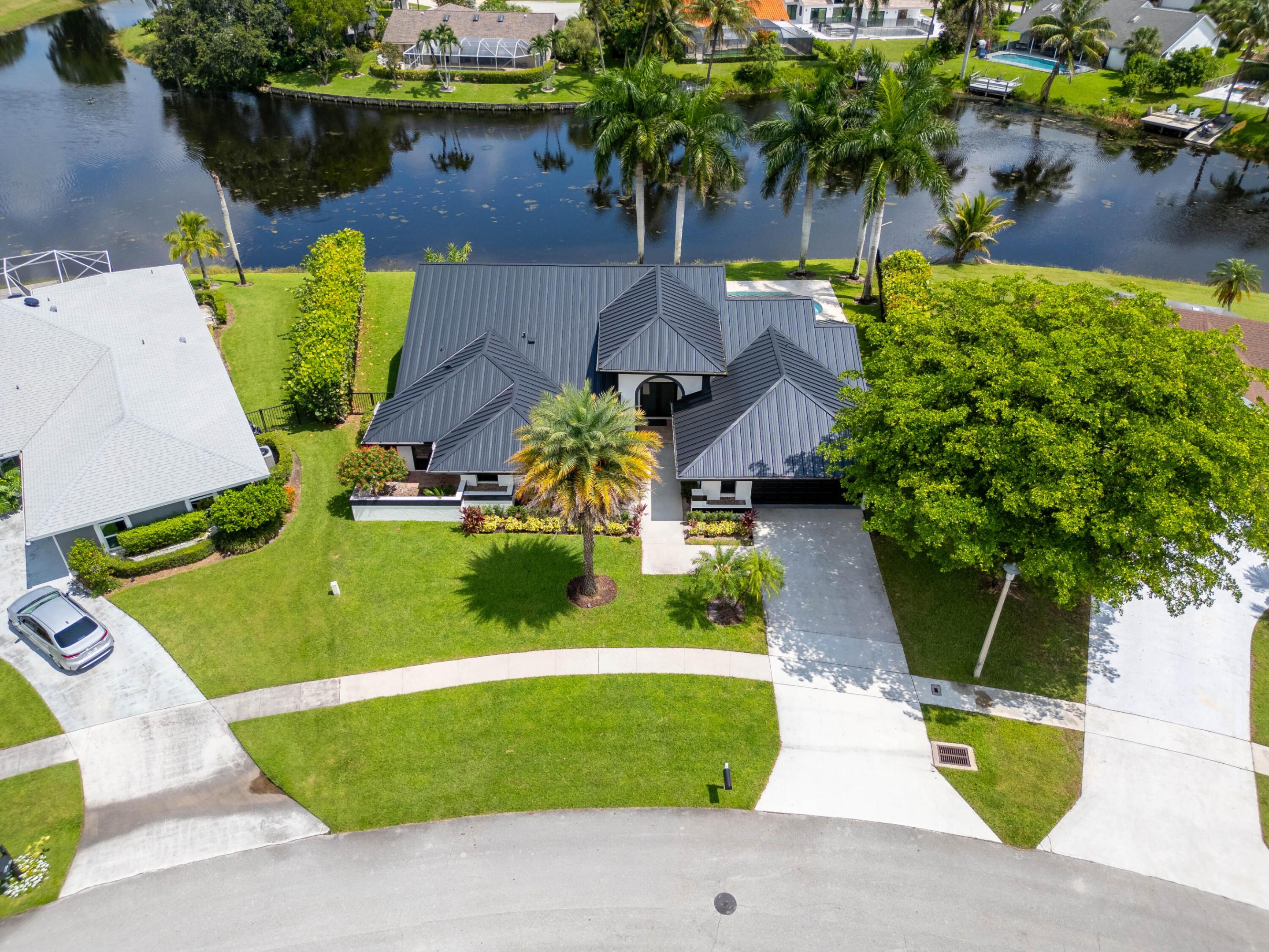 main property photo 24