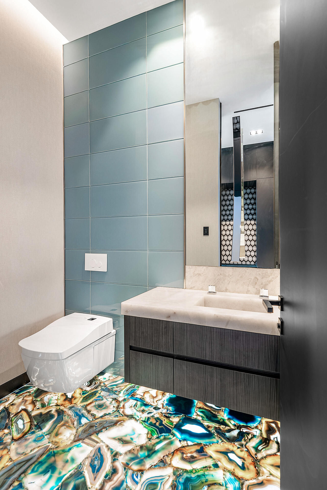main property photo 75