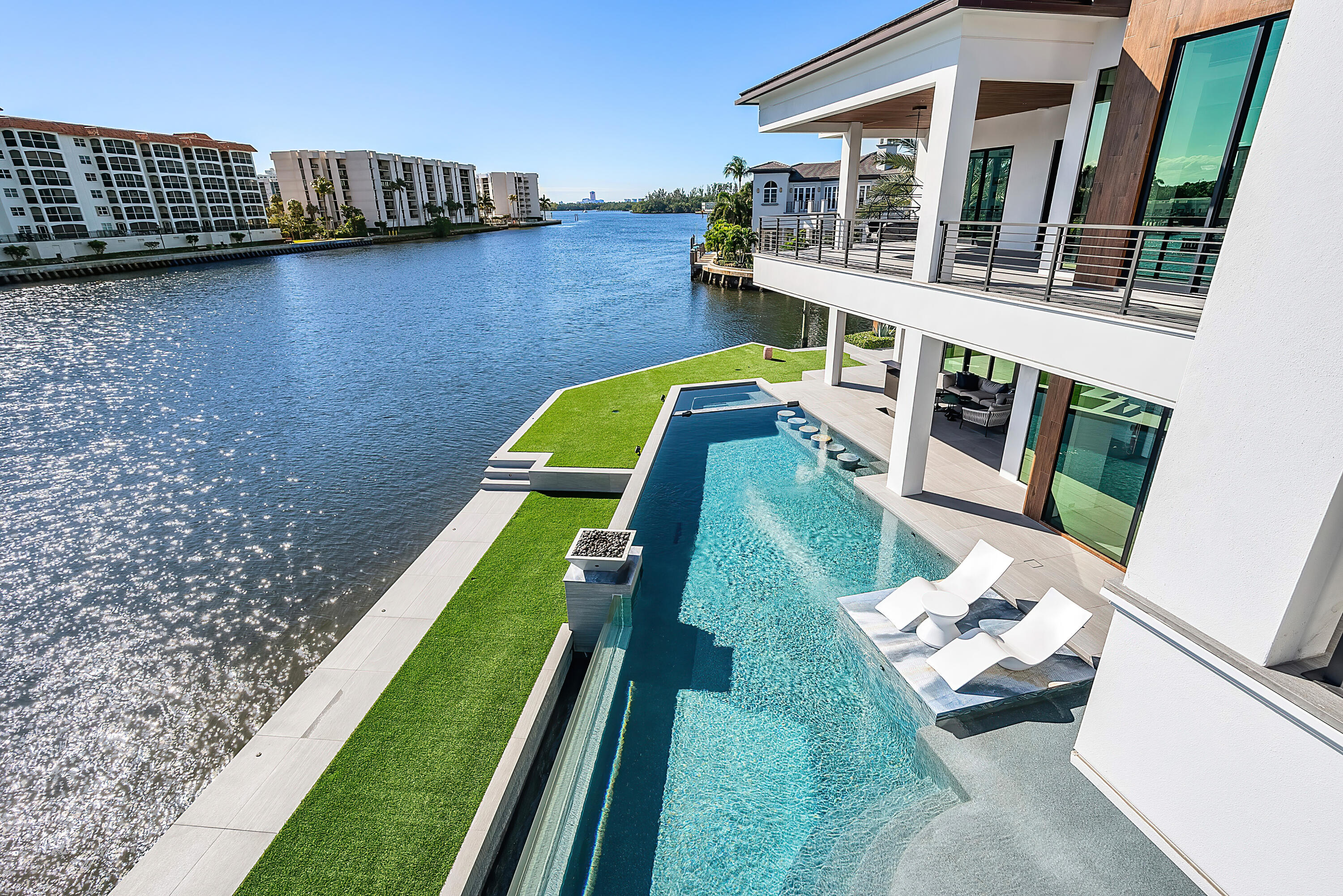 main property photo 81