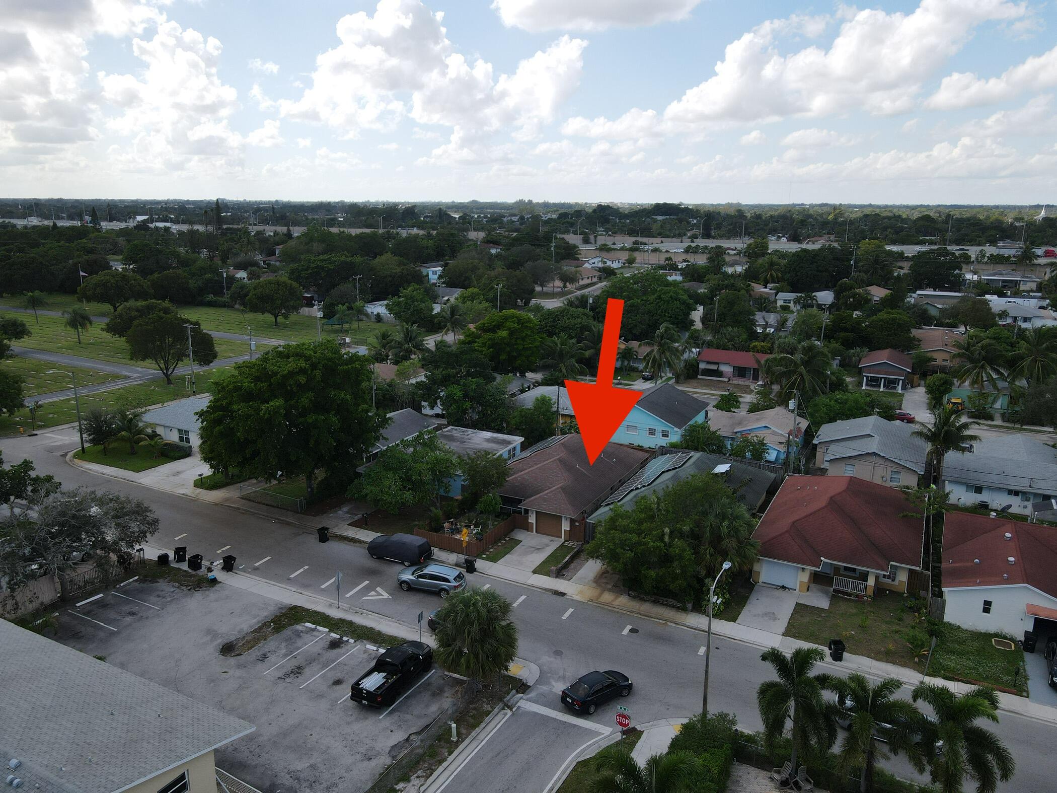 main property photo 32