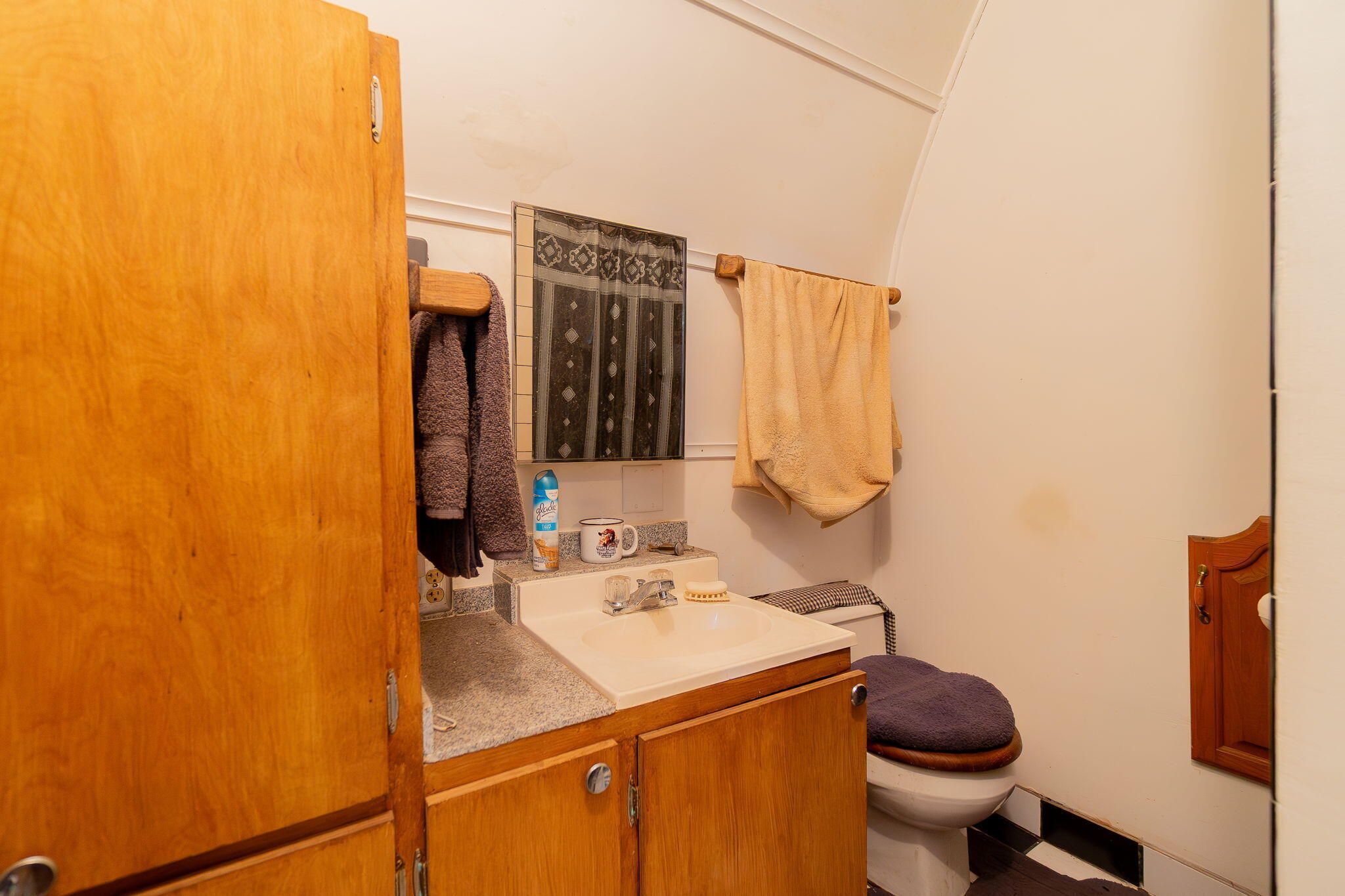 main property photo 50