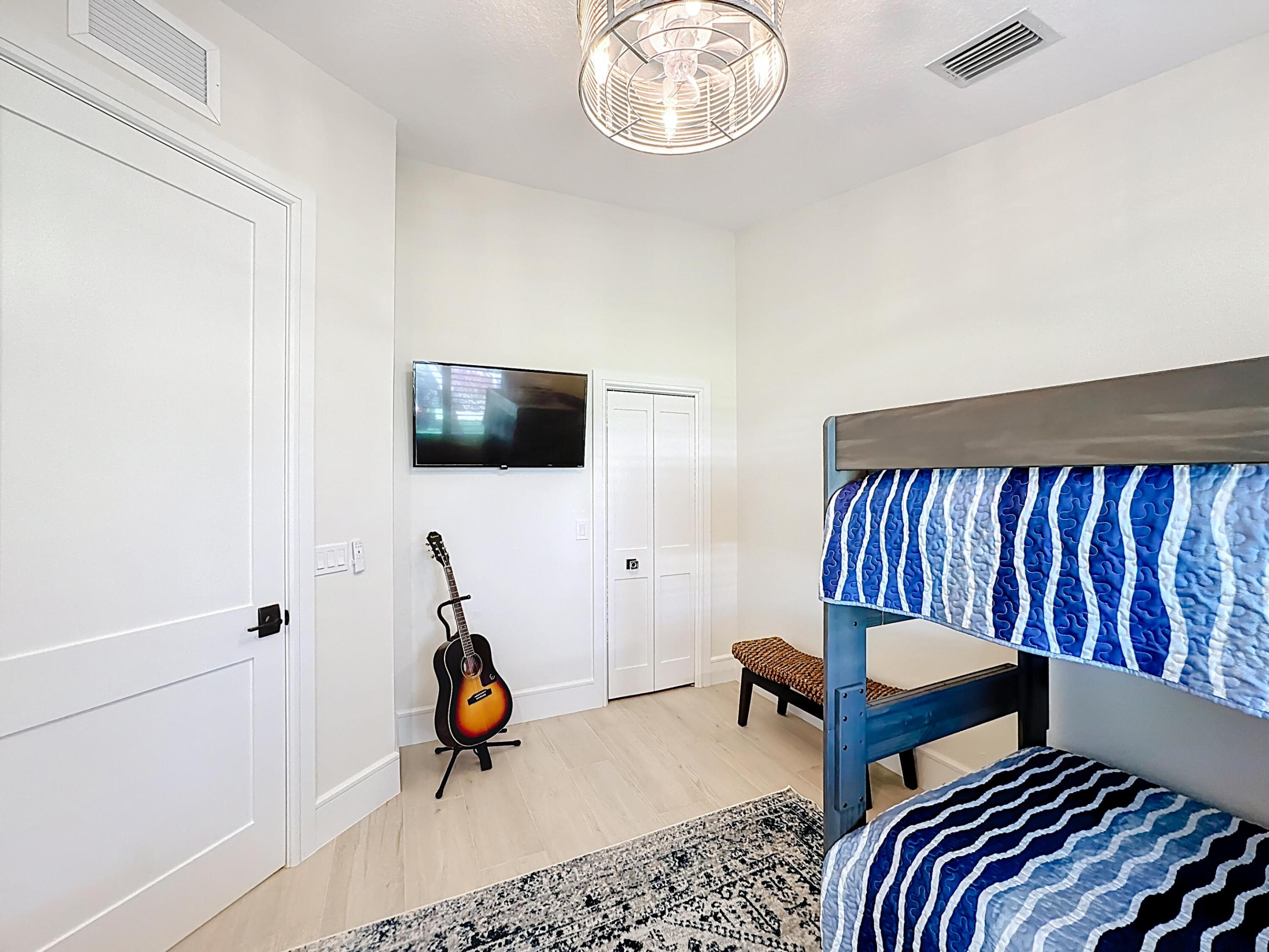 main property photo 70