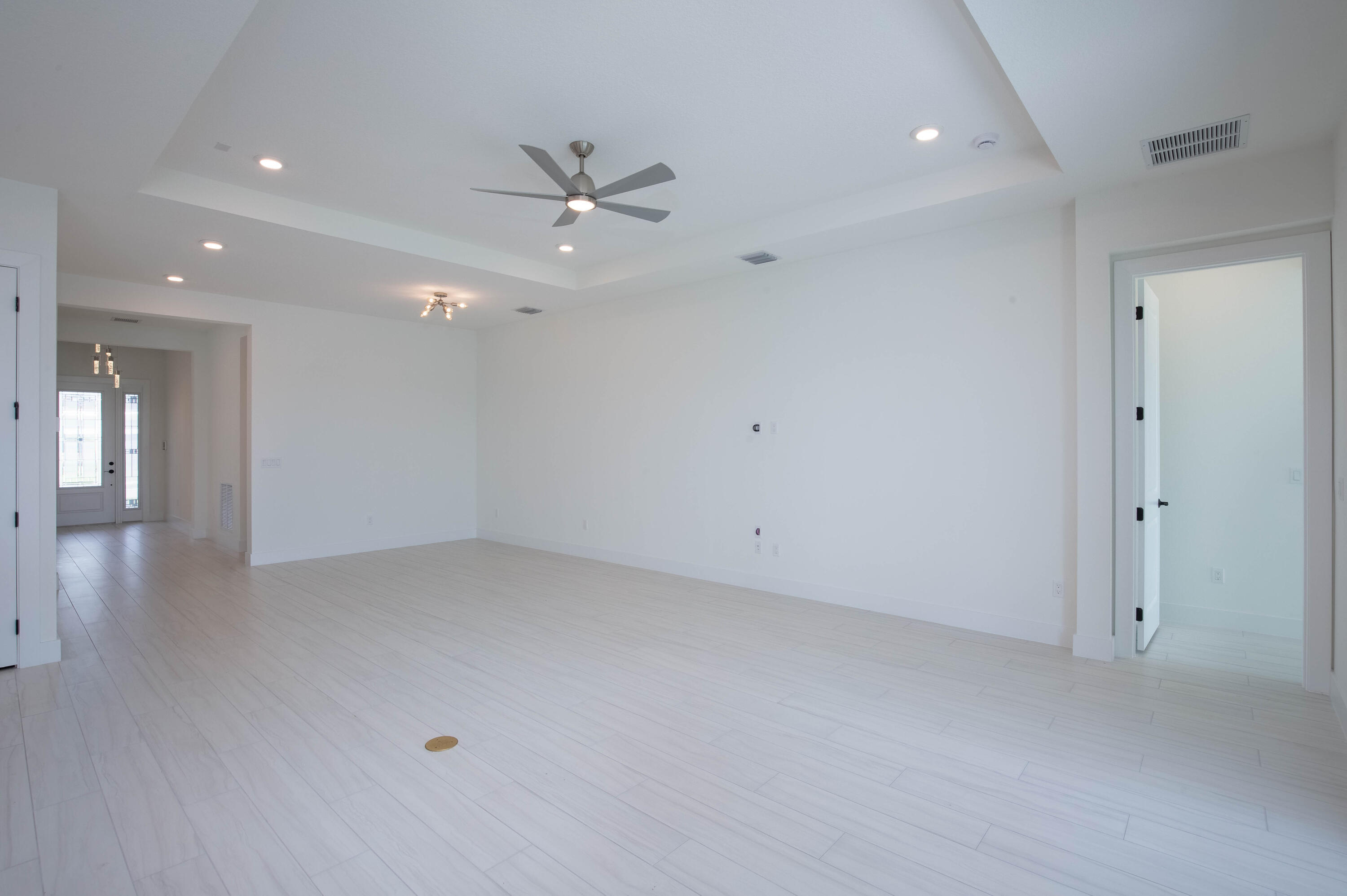main property photo 73