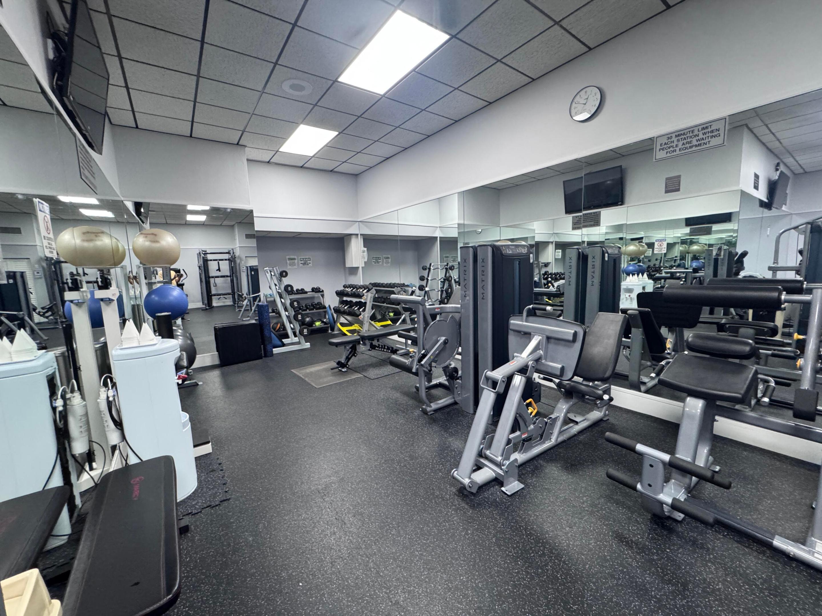 main property photo 40