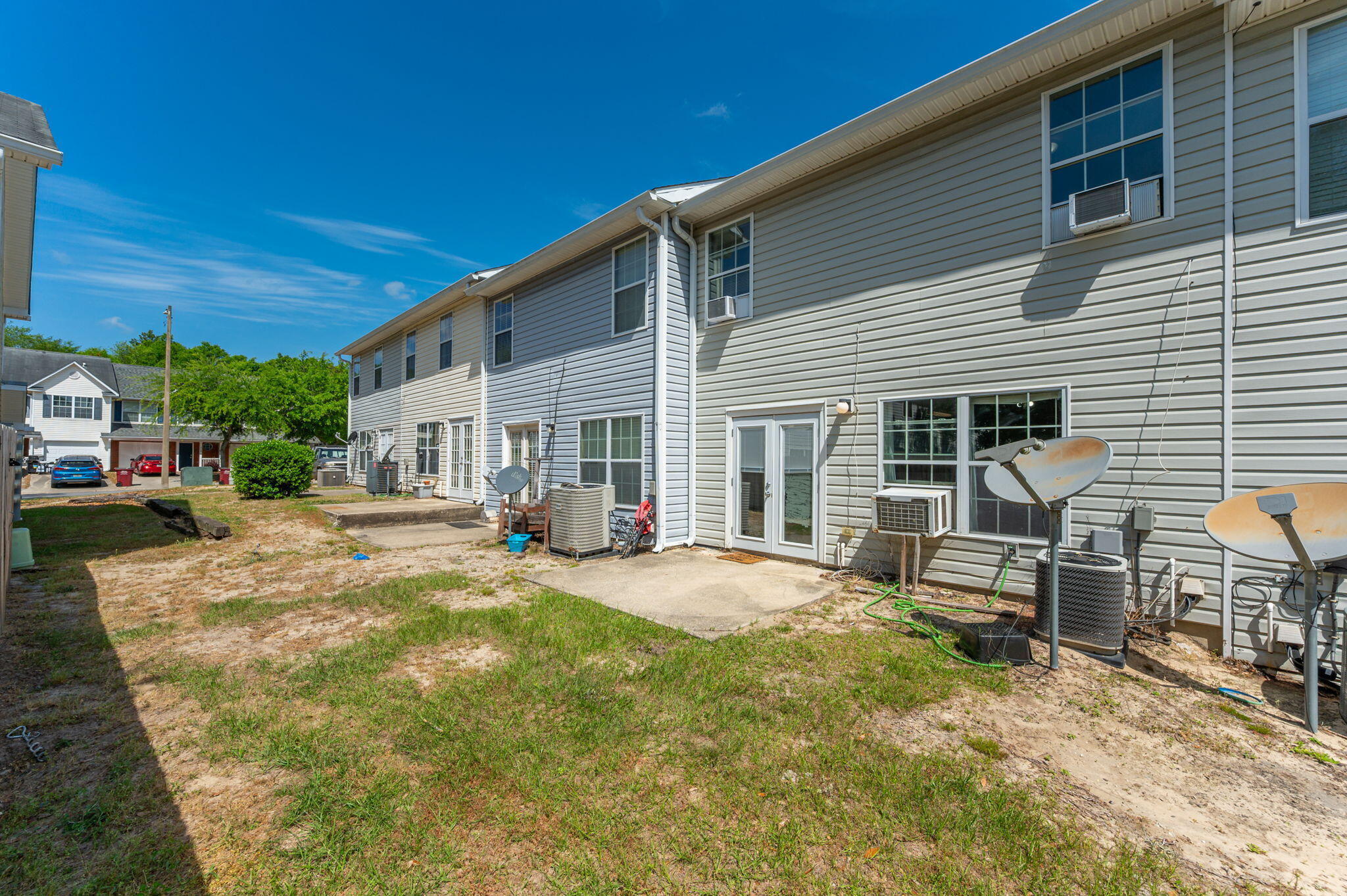 main property photo 41