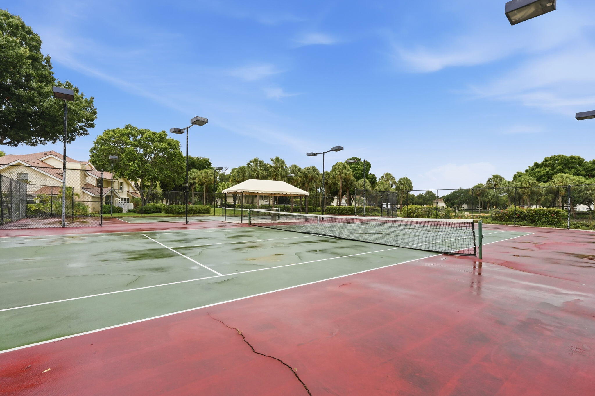 property viewer photo 35