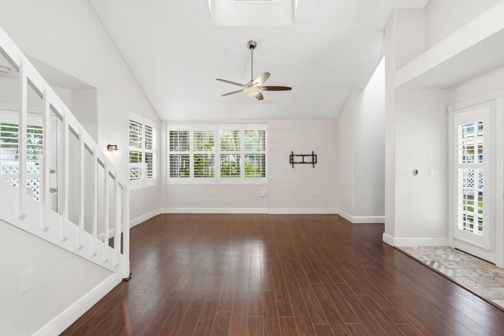 property viewer photo 5