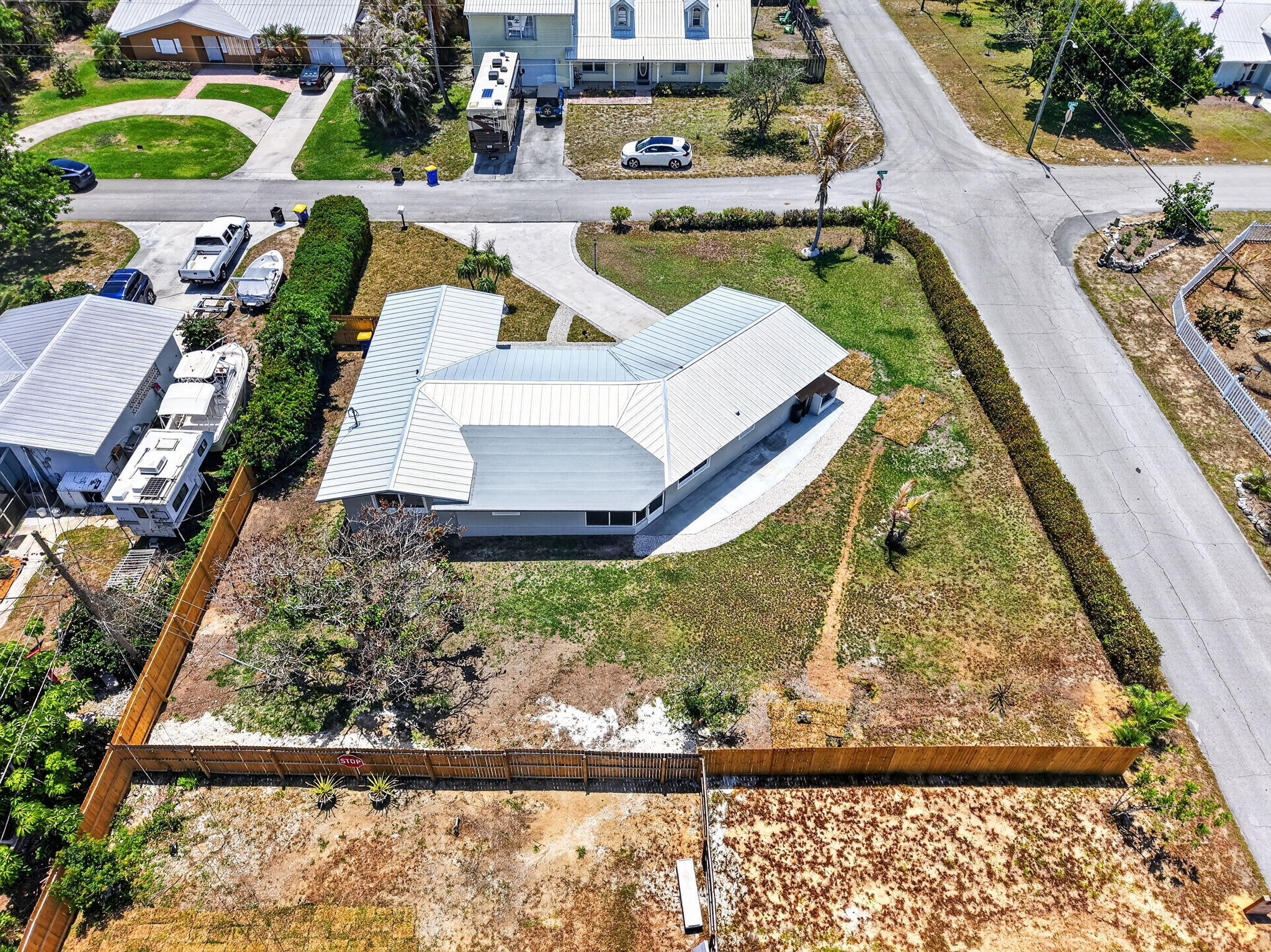 main property photo 50