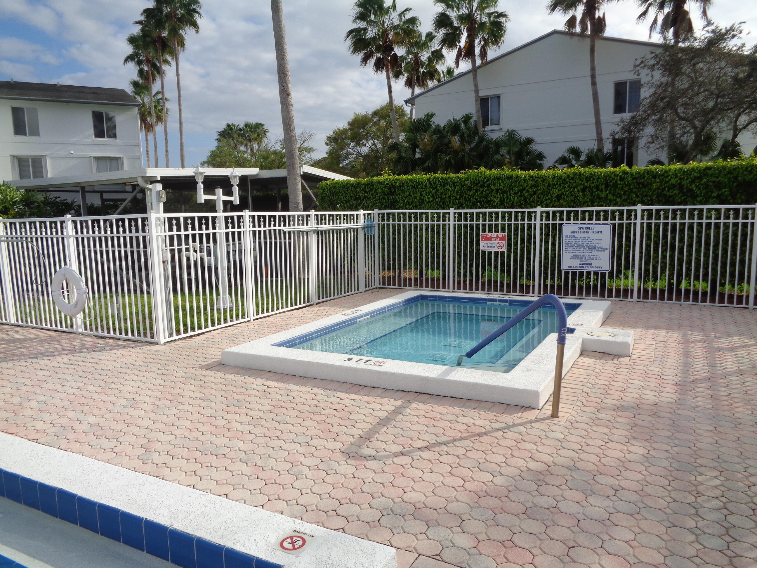 main property photo 50