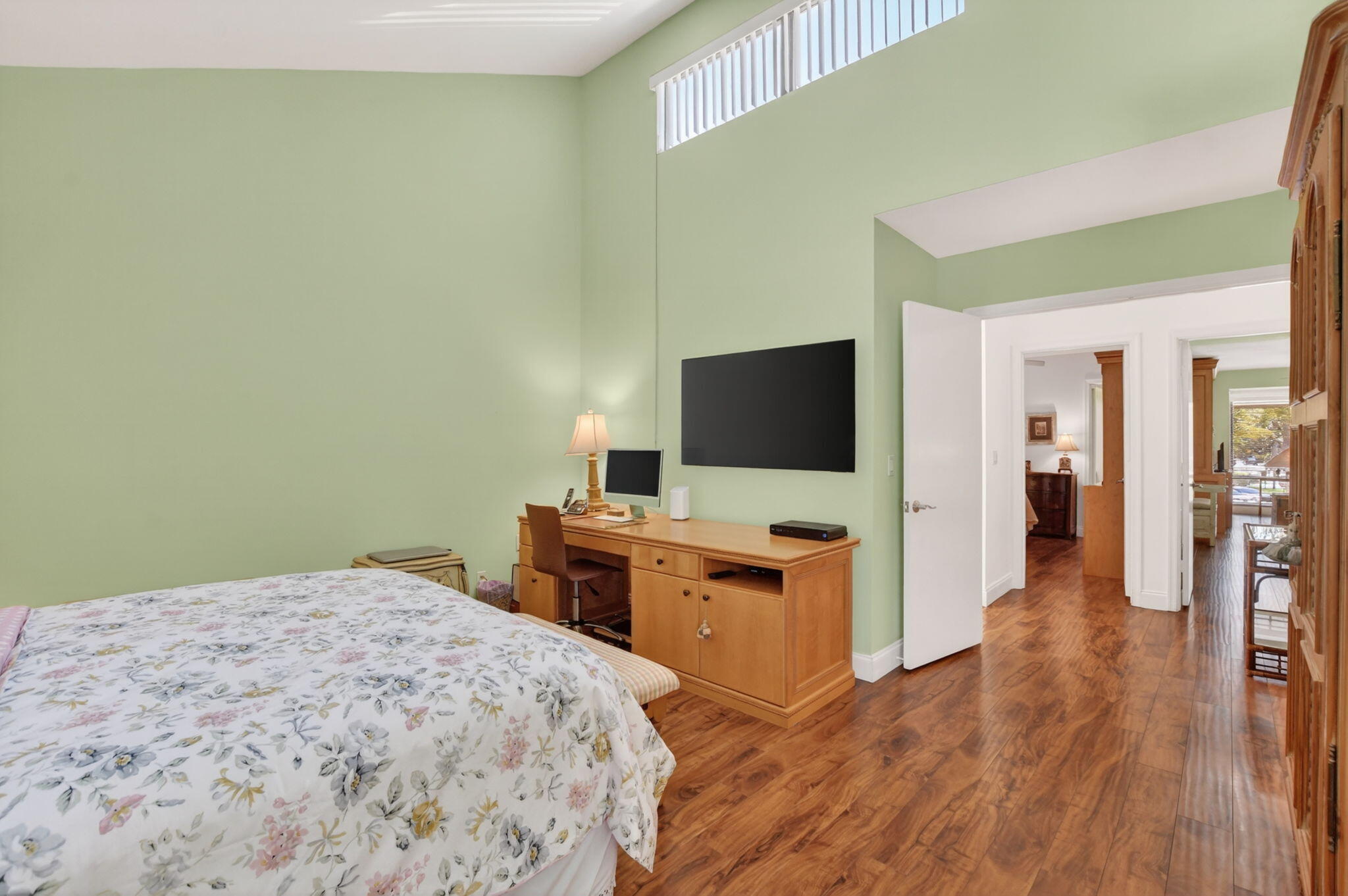 main property photo 43
