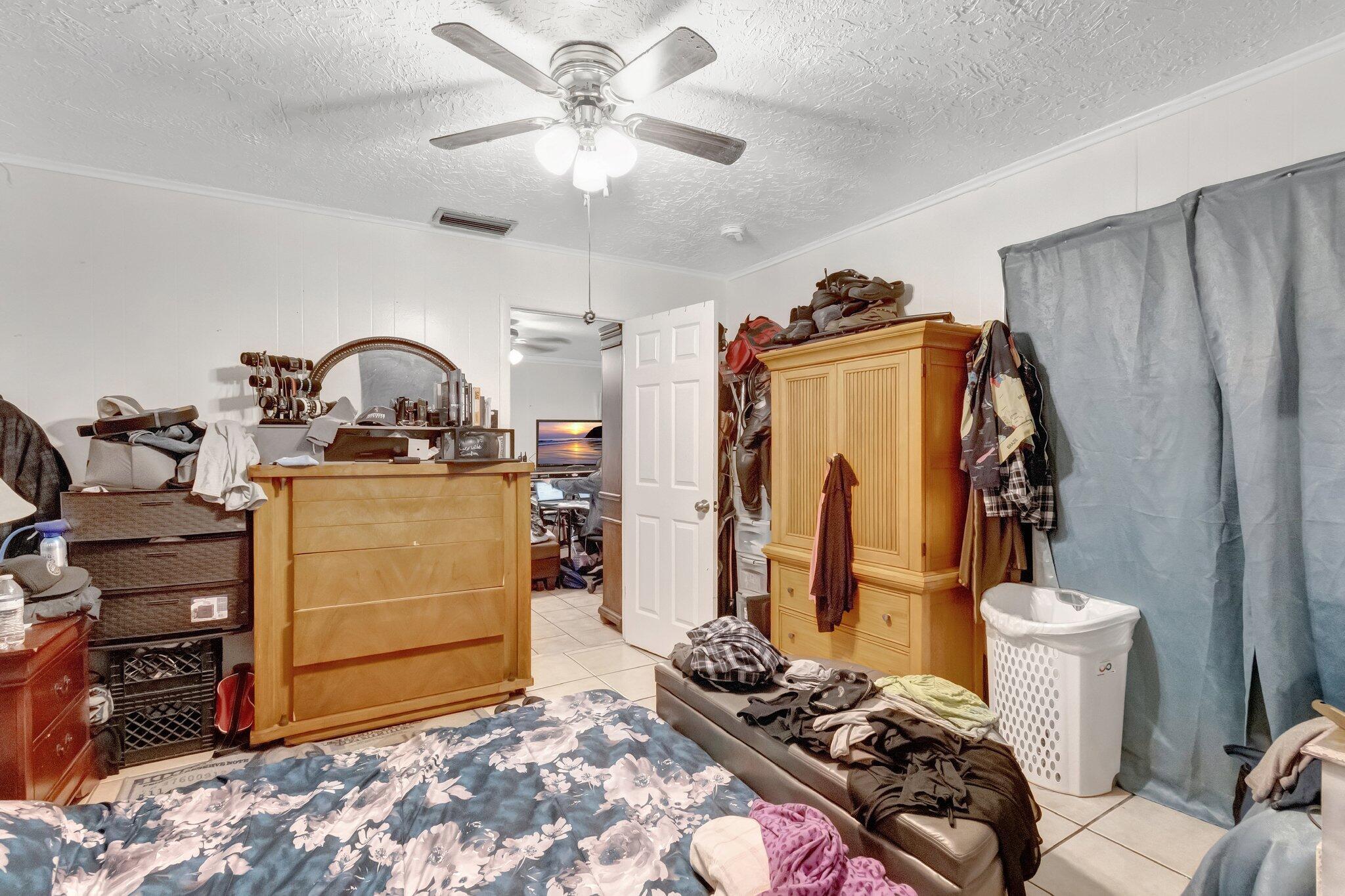 main property photo 75