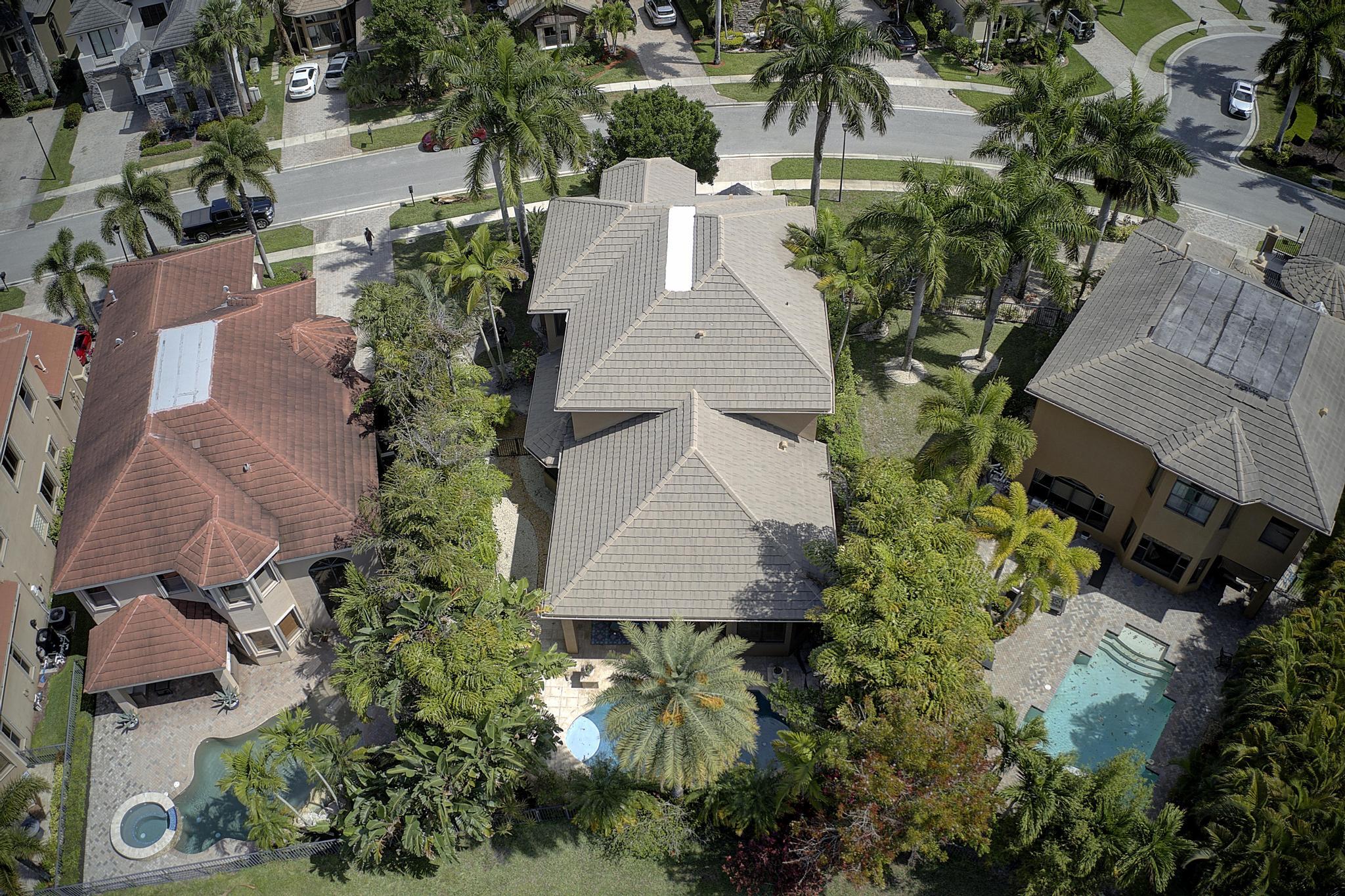 main property photo 63