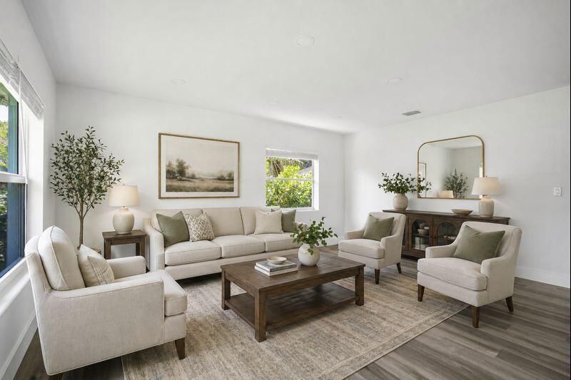 property viewer photo 4