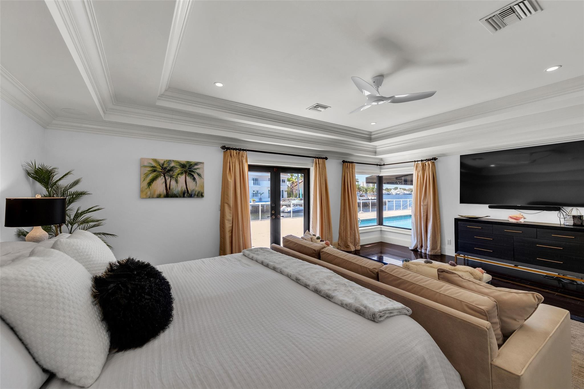 main property photo 59