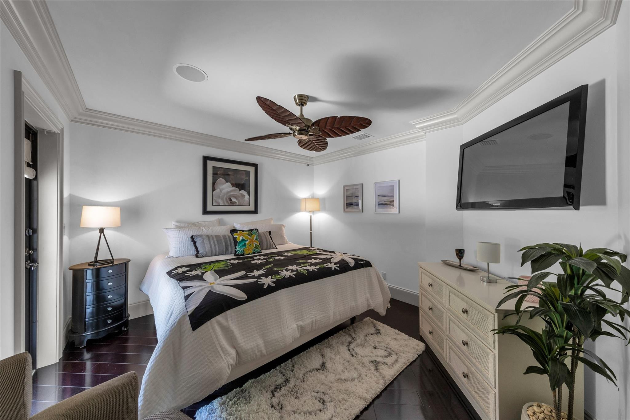 main property photo 75