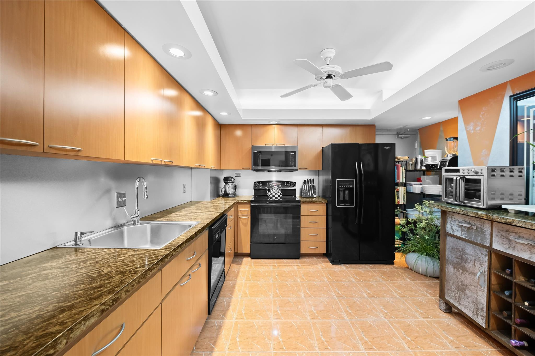 main property photo 15