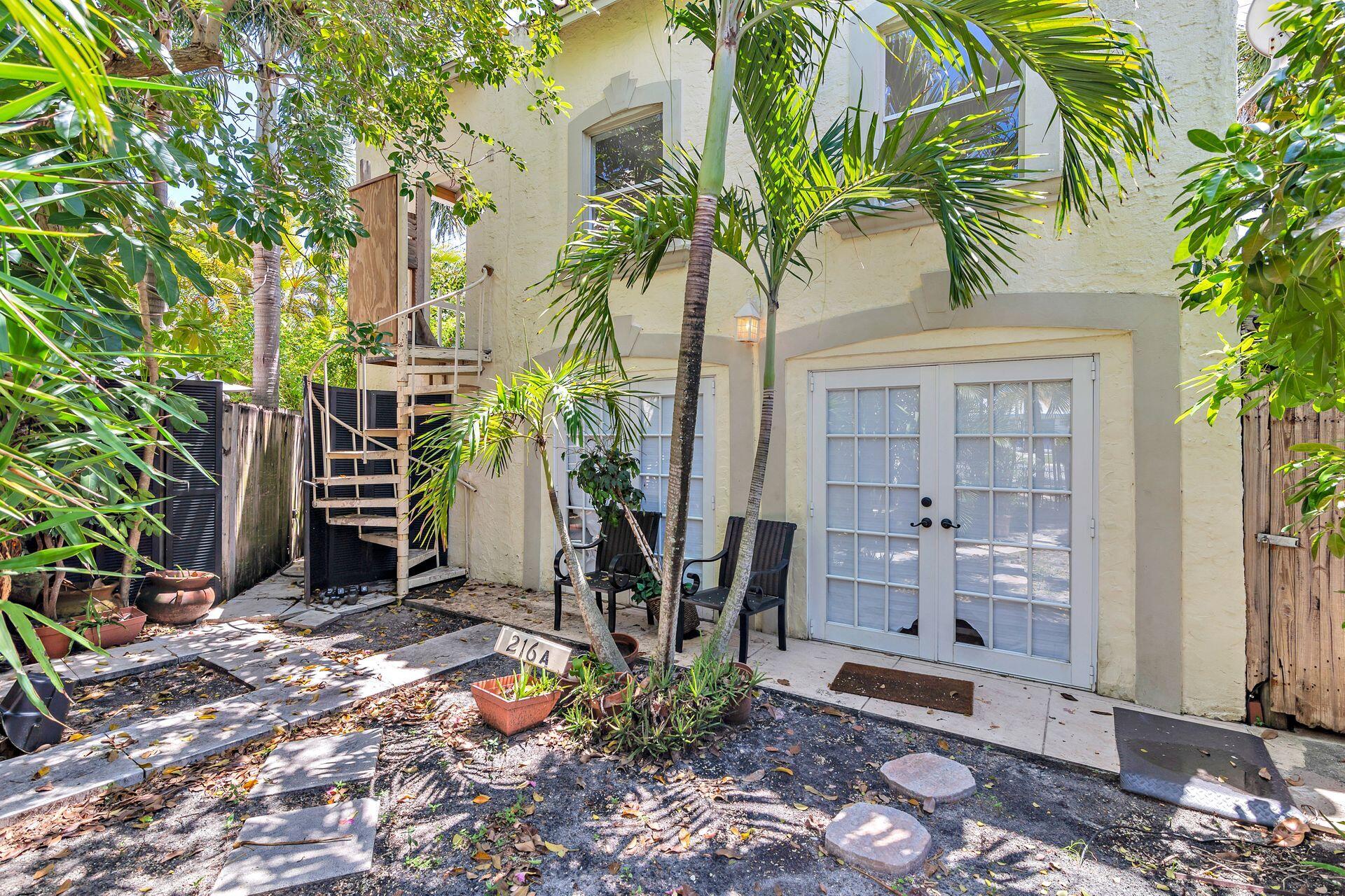 main property photo 11