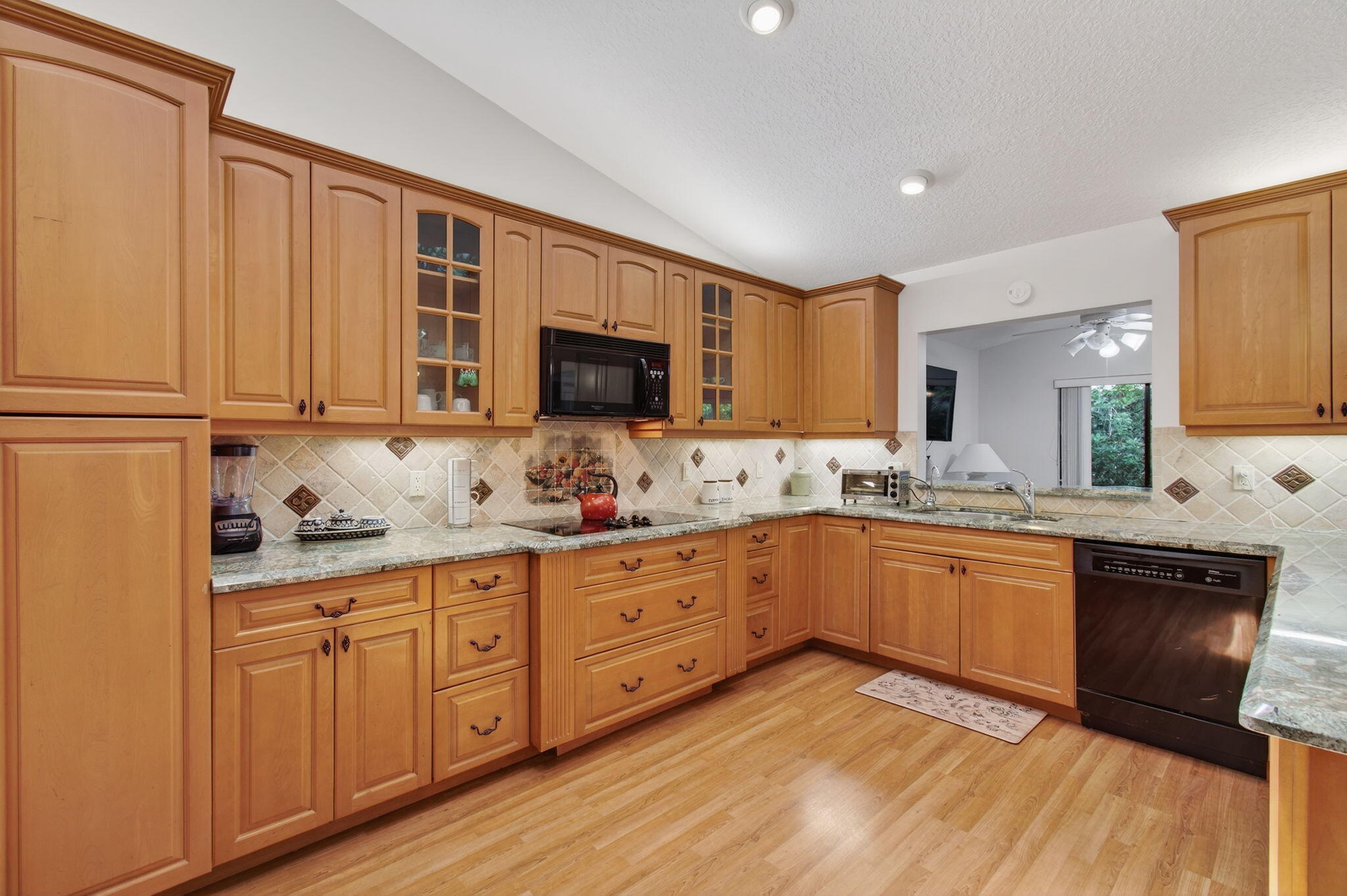 main property photo 44