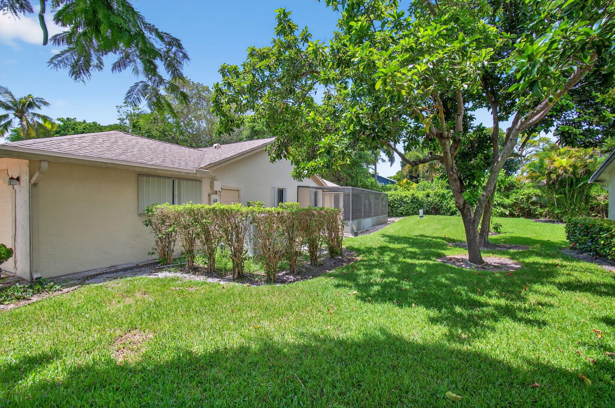 main property photo 75