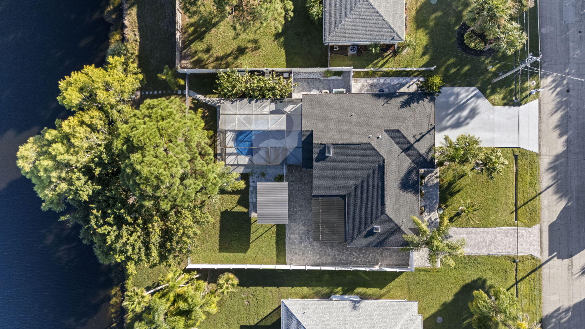 main property photo 48