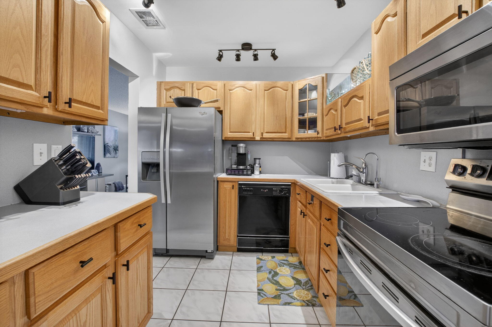 main property photo 21
