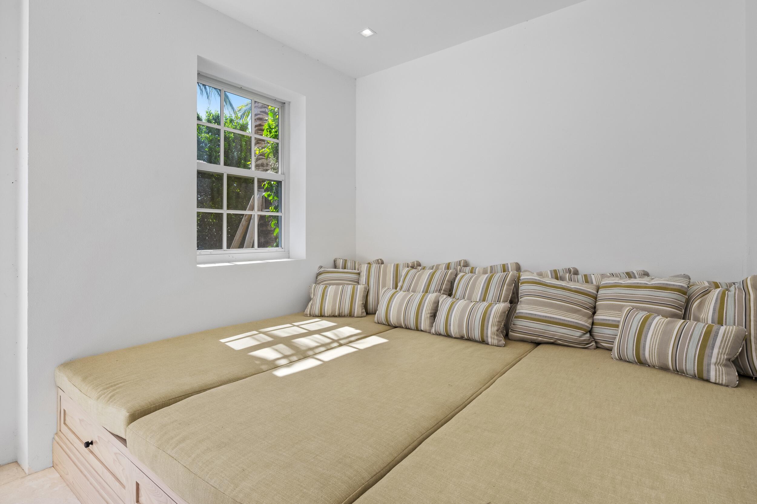main property photo 63