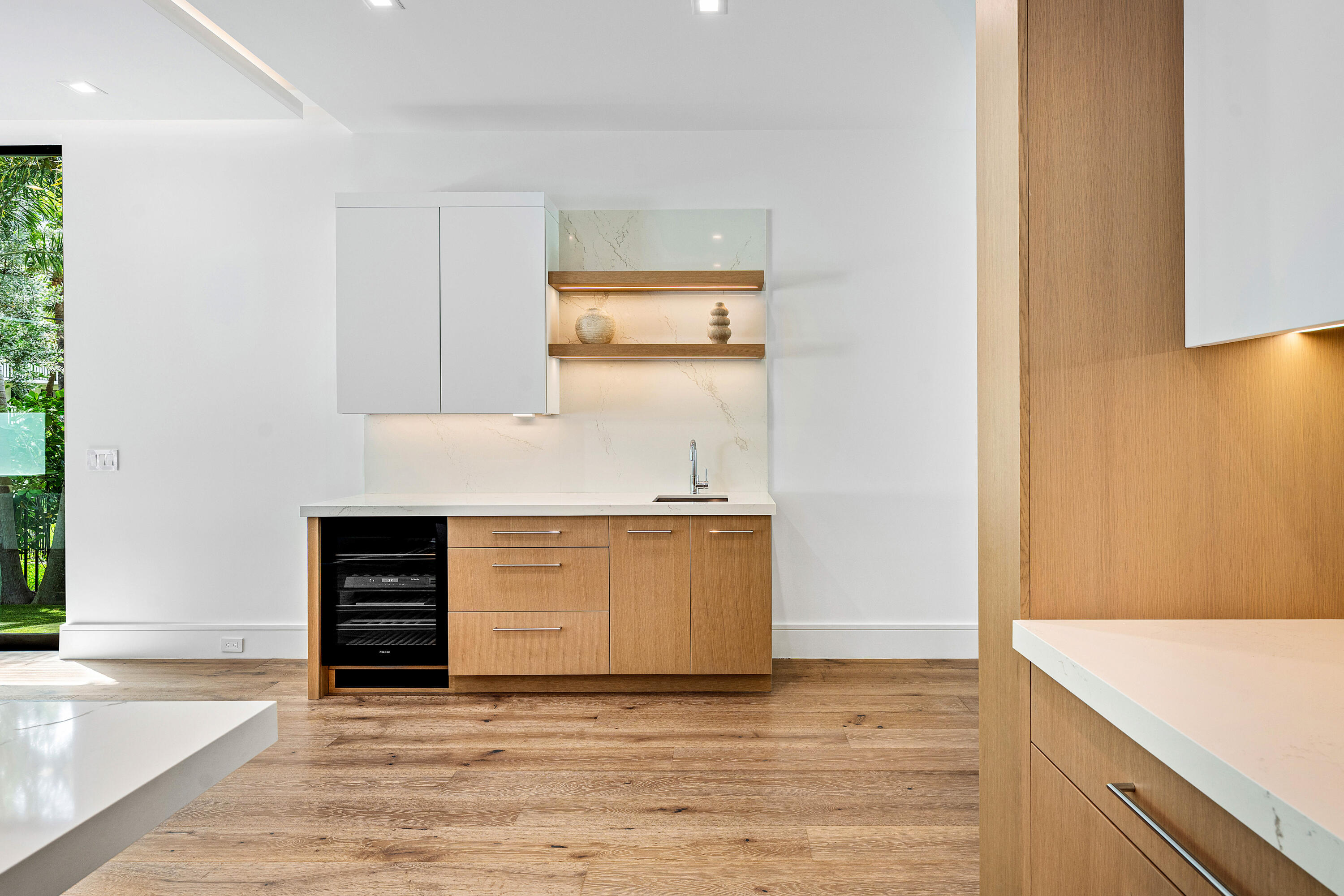 property viewer photo 16