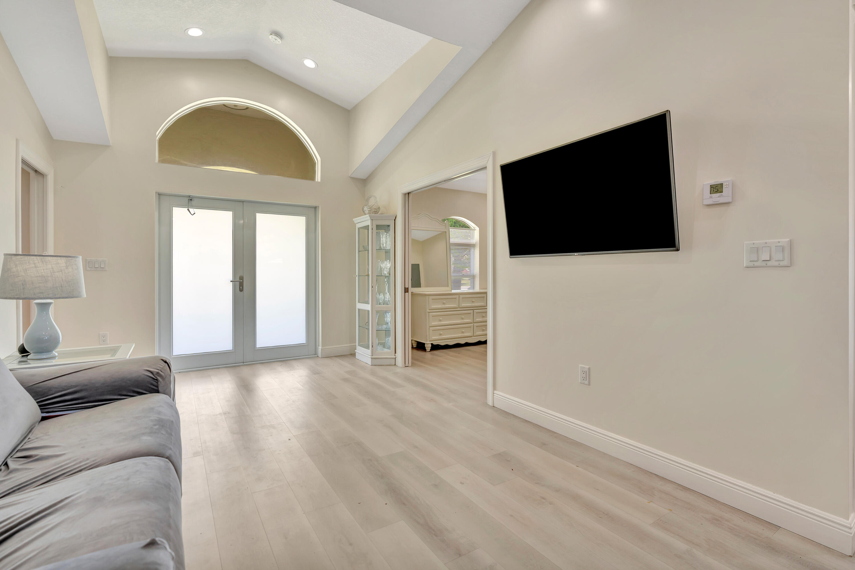 main property photo 51