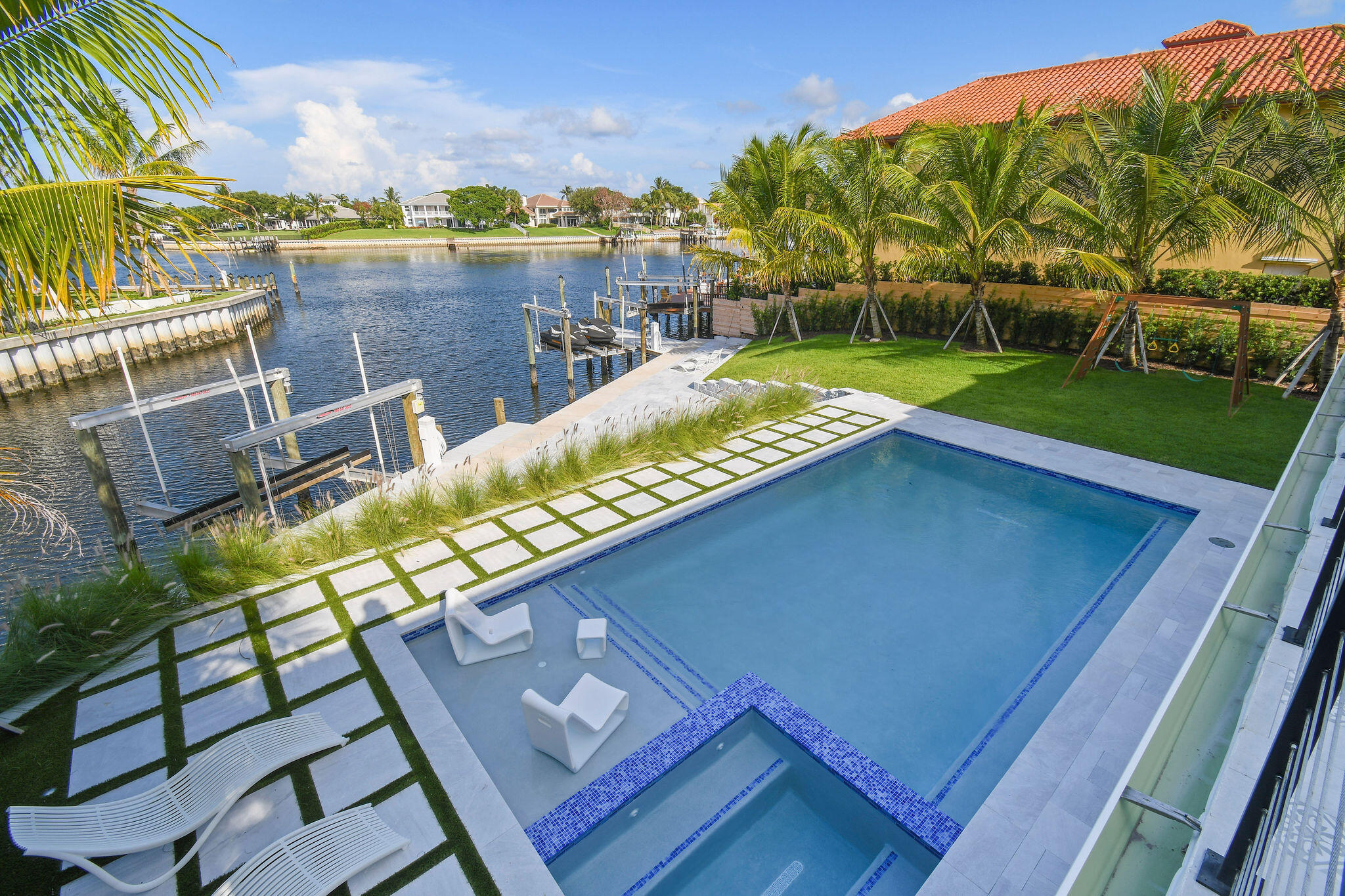 main property photo 48