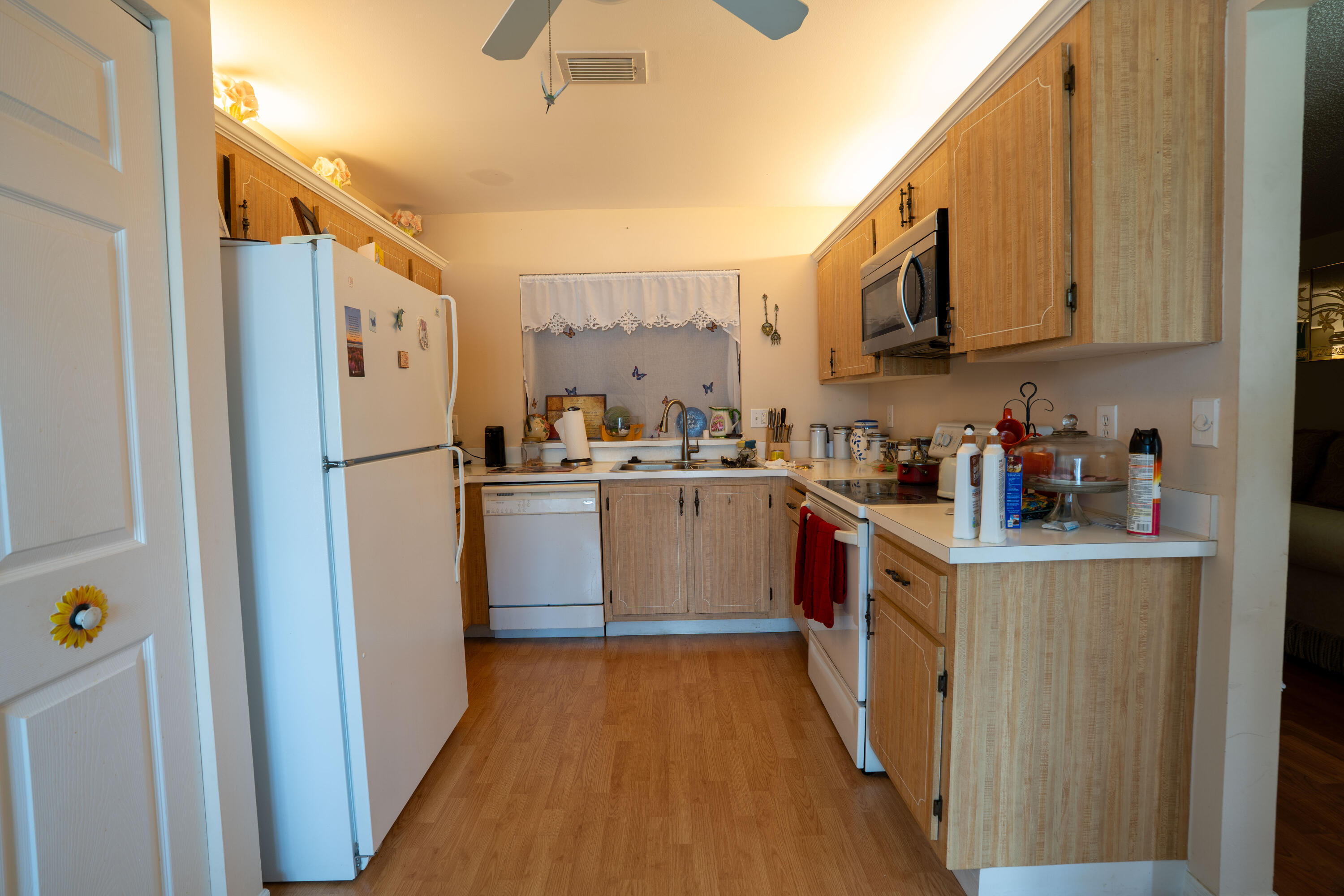 main property photo 7