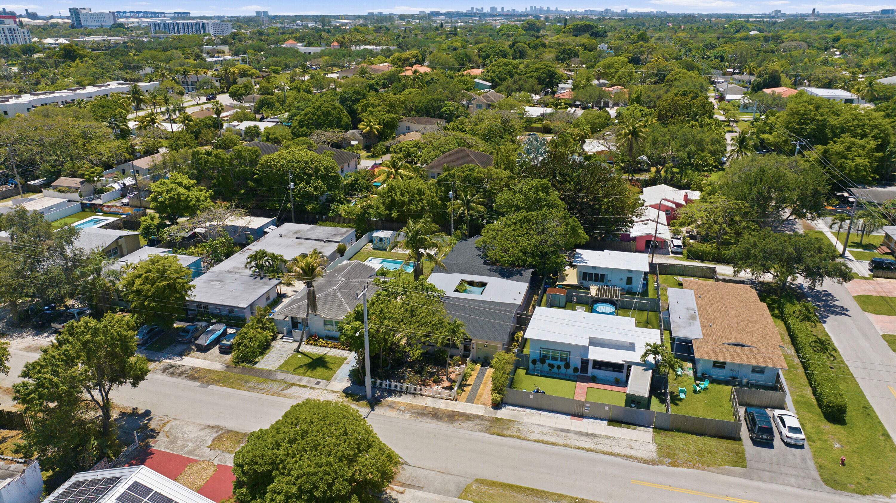 main property photo 40