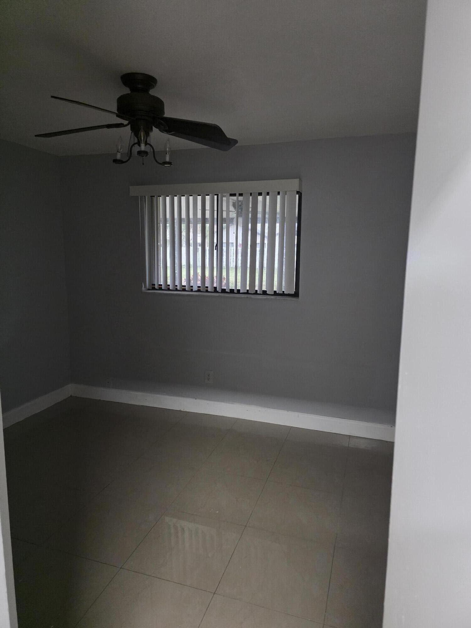 property viewer photo 6