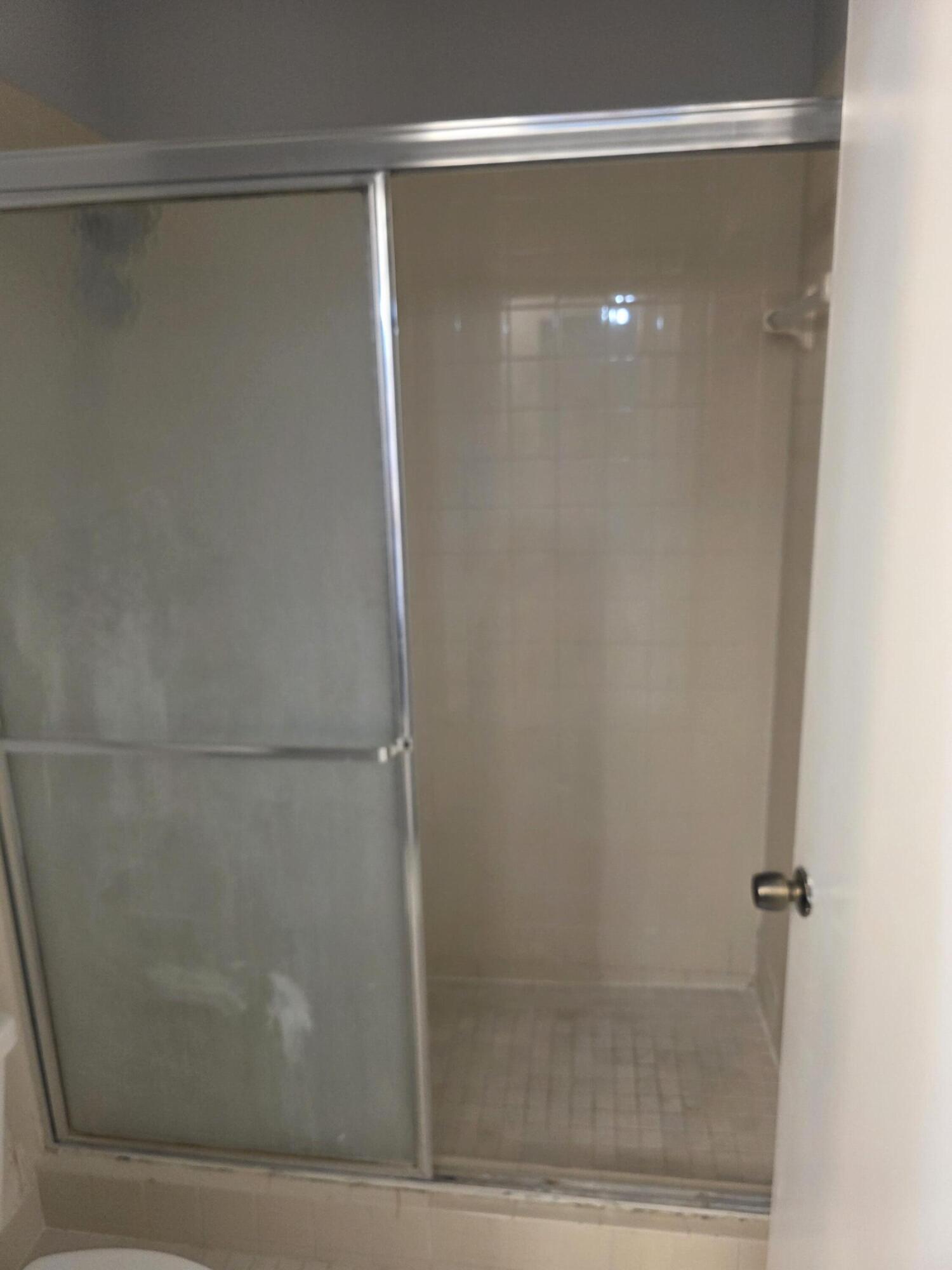 property viewer photo 8