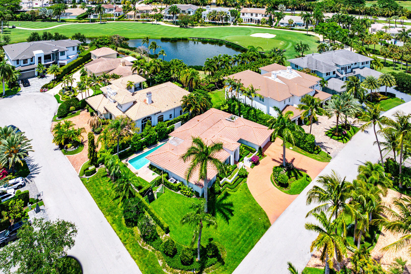 main property photo 3