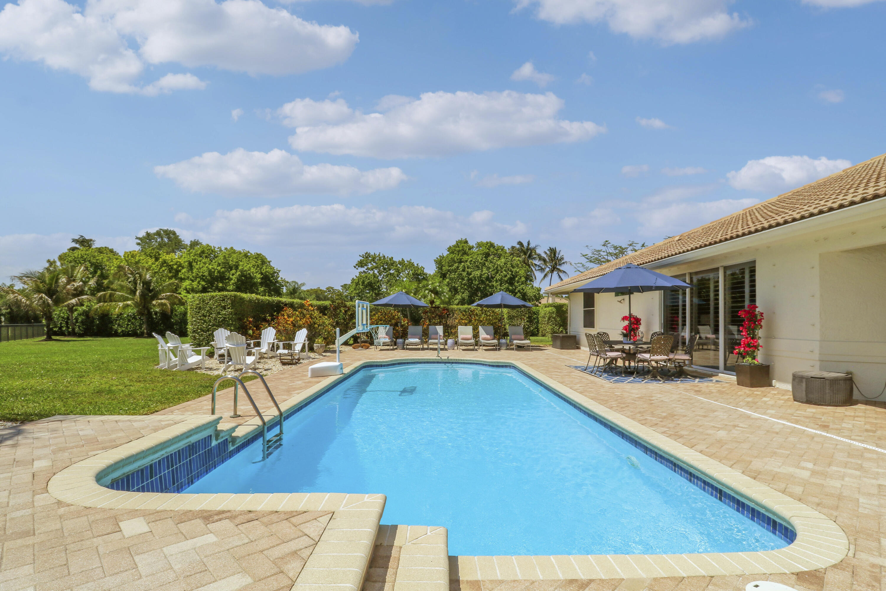 main property photo 78