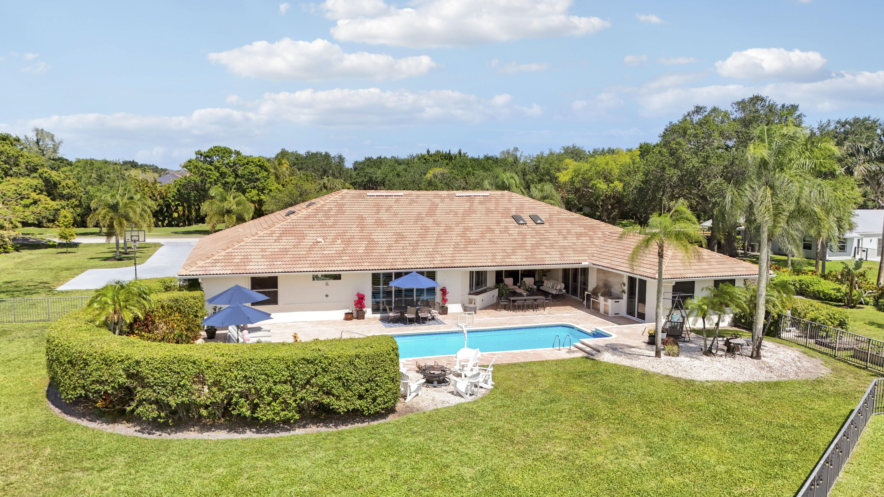 main property photo 86