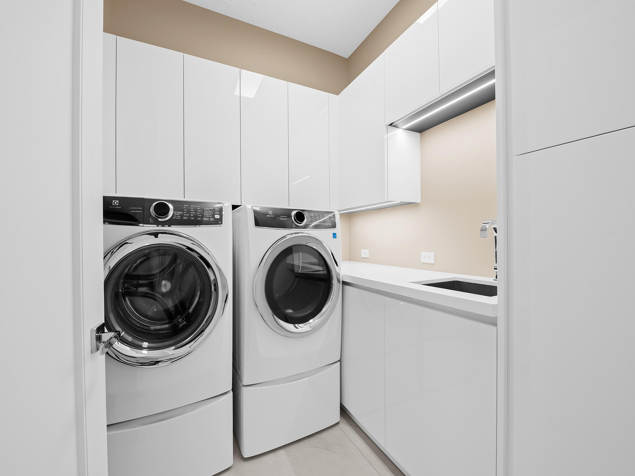 main property photo 62