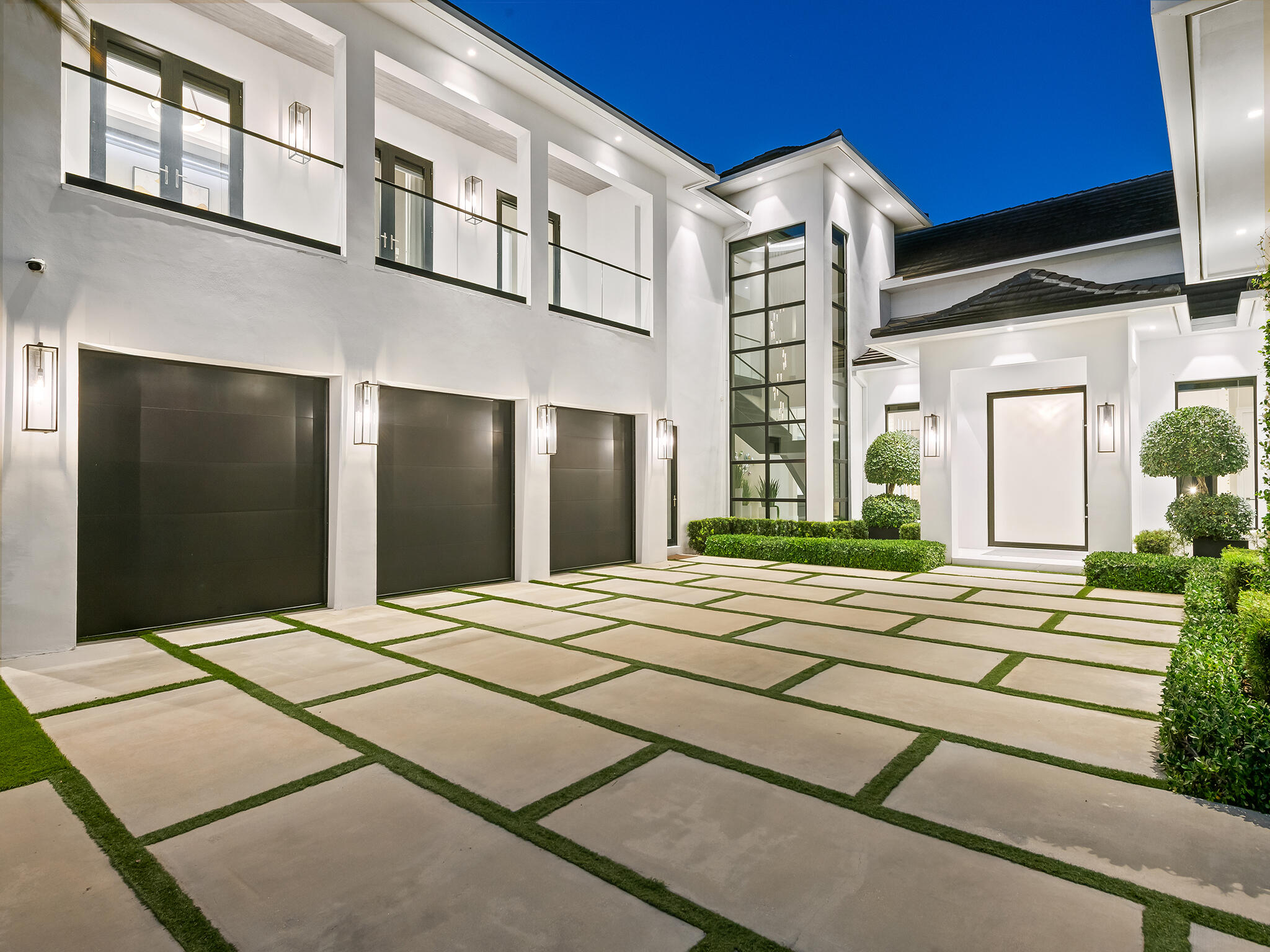 main property photo 70