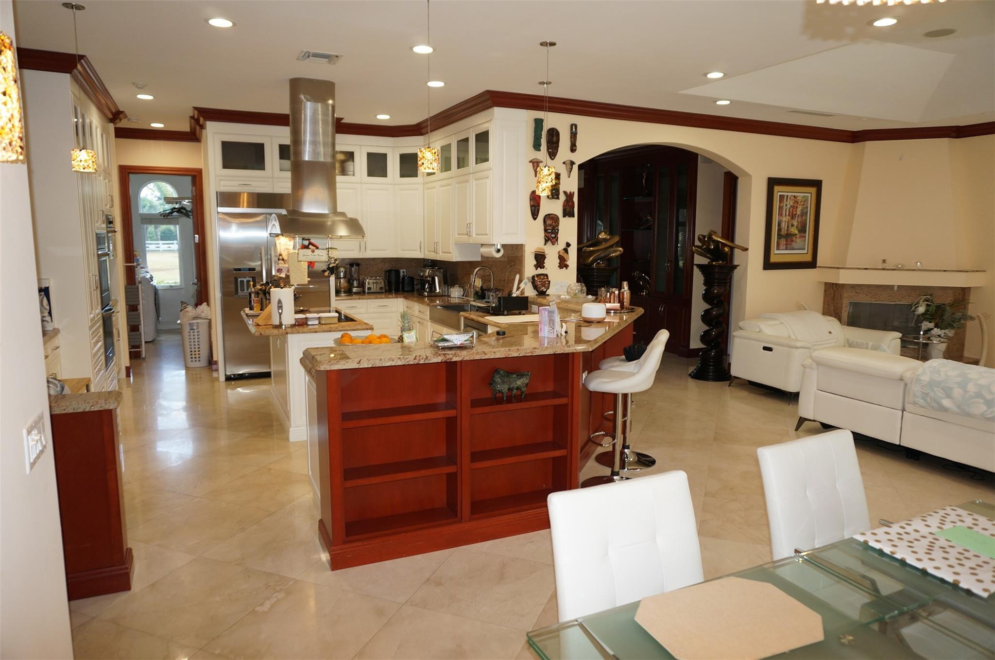 main property photo 12