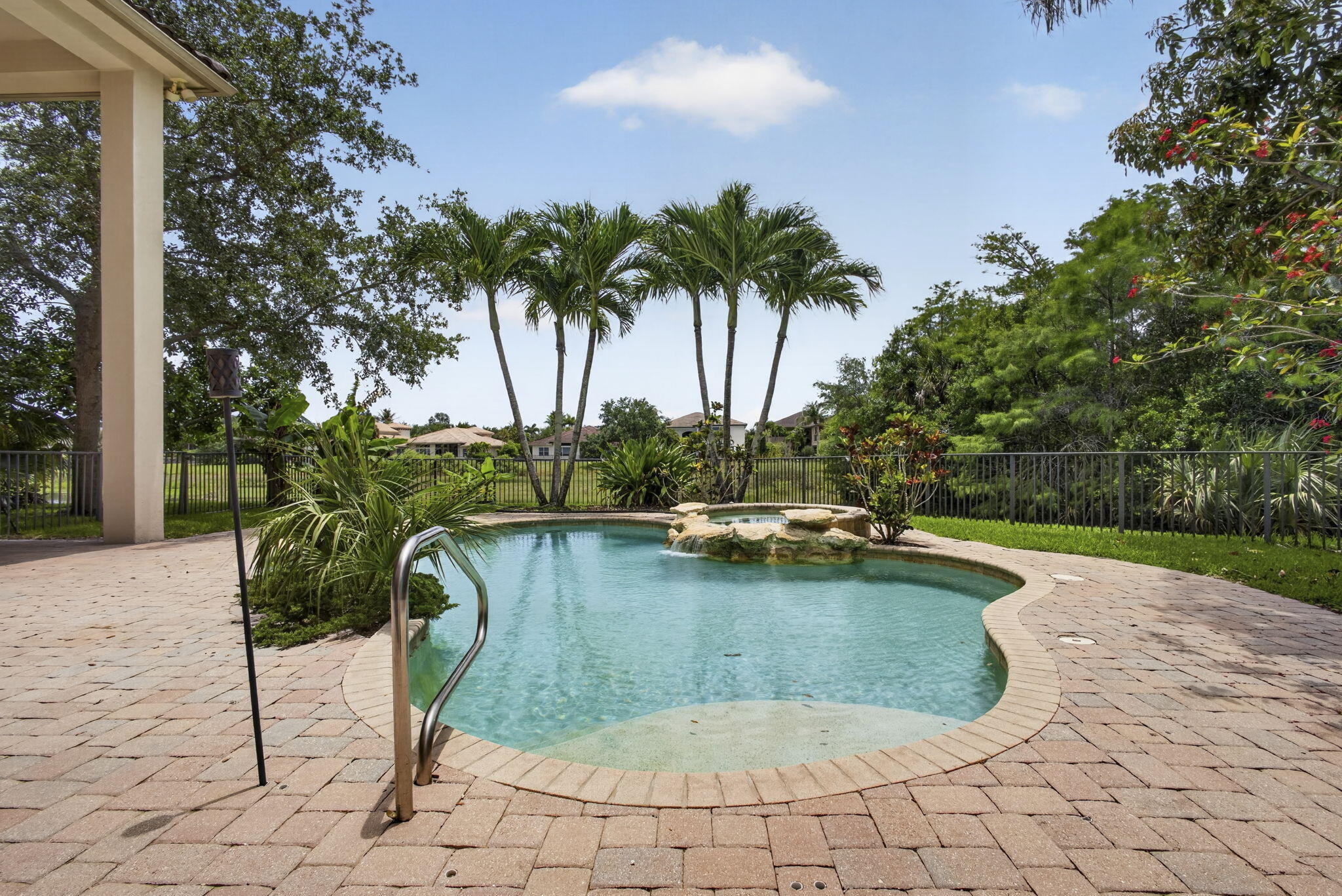 main property photo 48