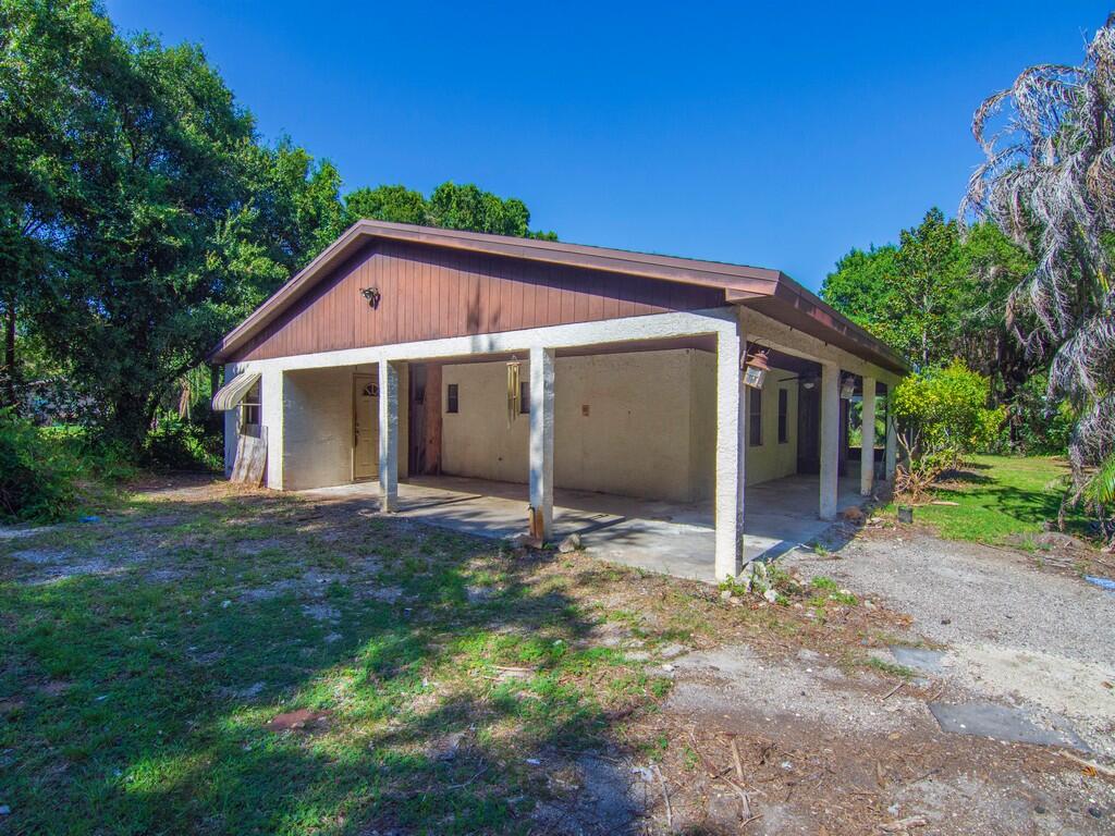main property photo 37