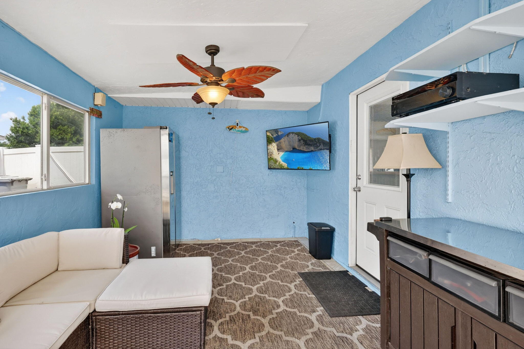 main property photo 31