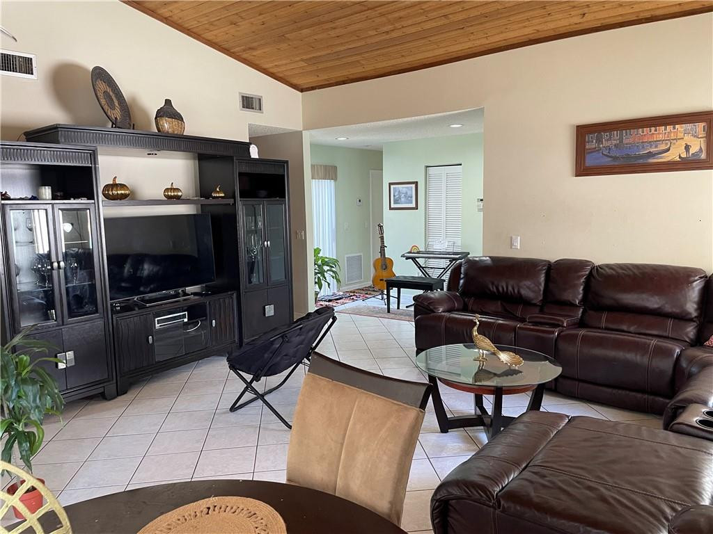 property viewer photo 10