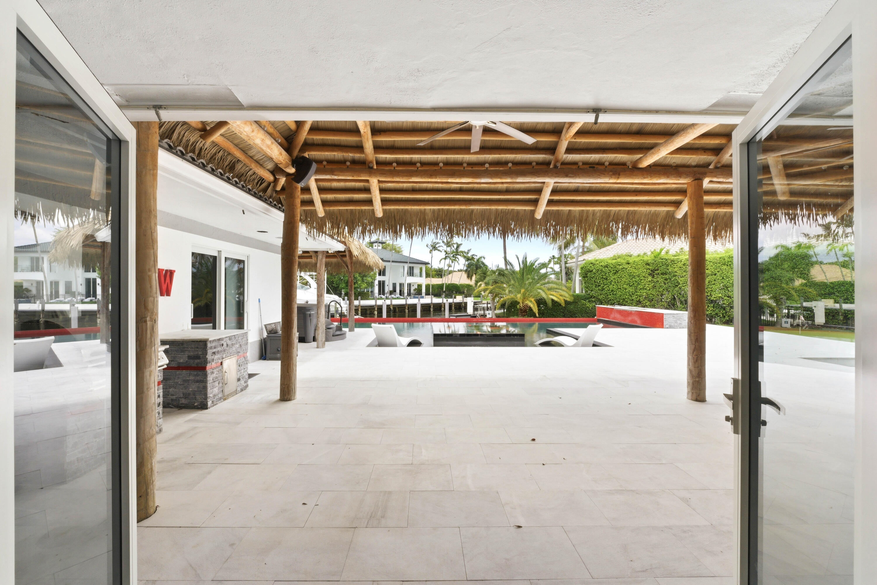 property viewer photo 30