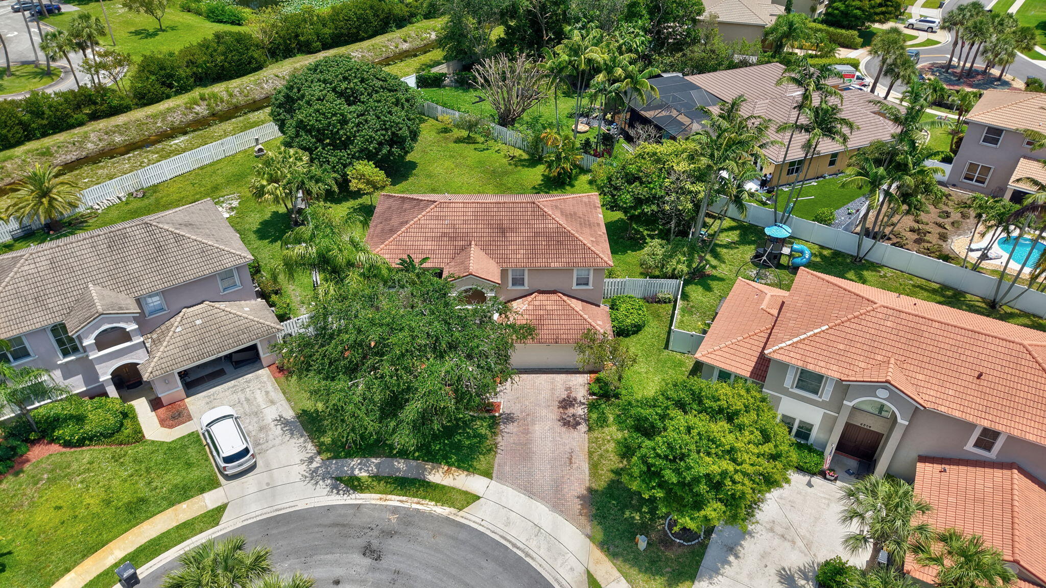 main property photo 53