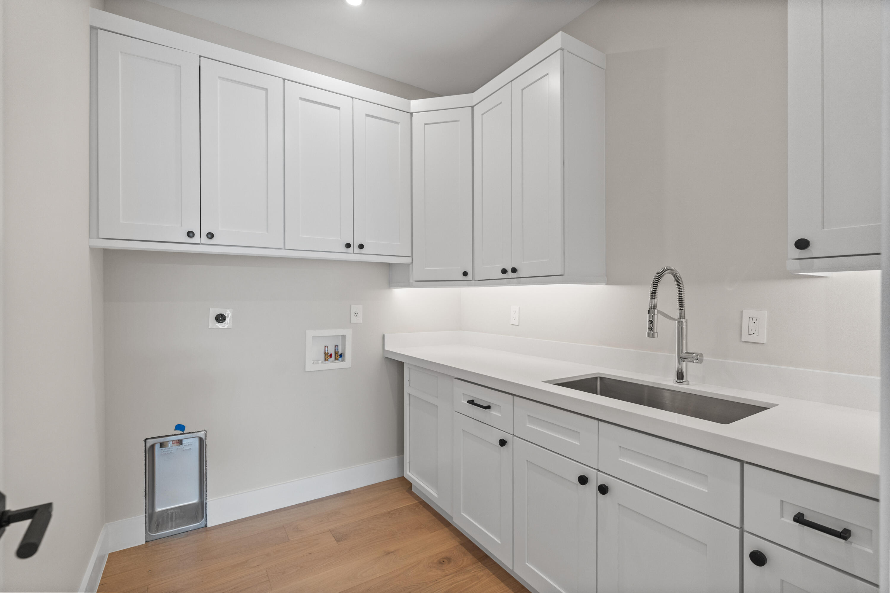 main property photo 96