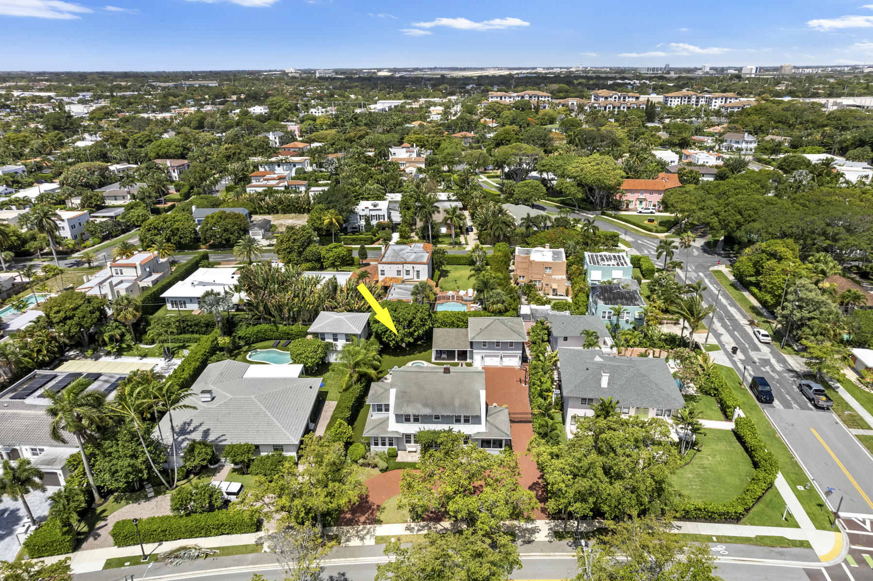main property photo 45