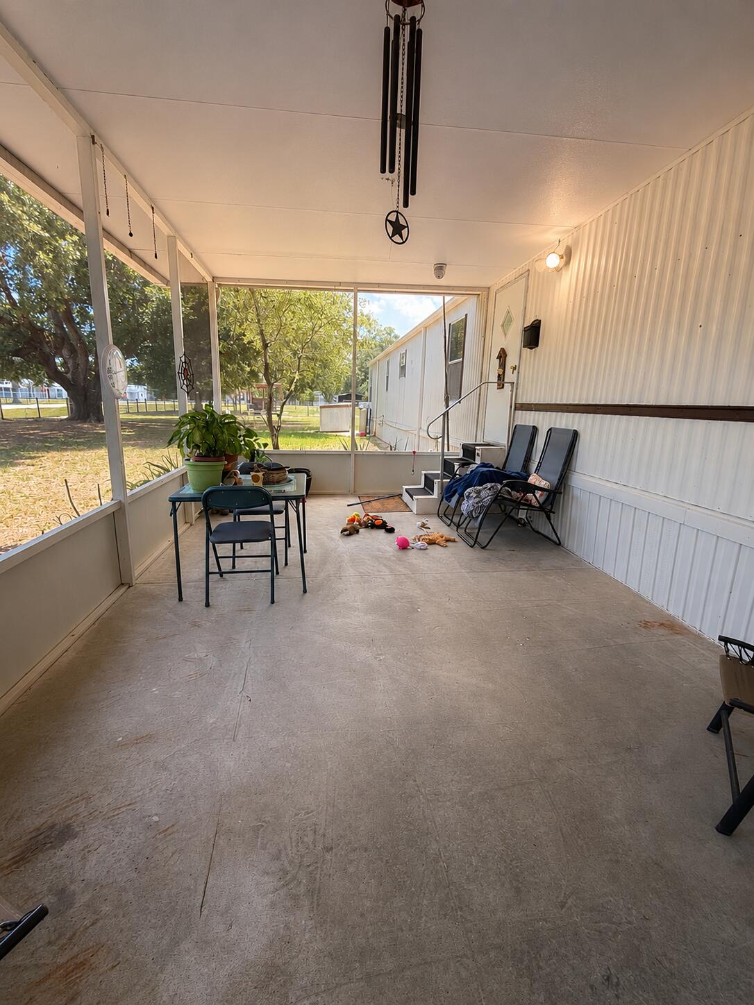 main property photo 10